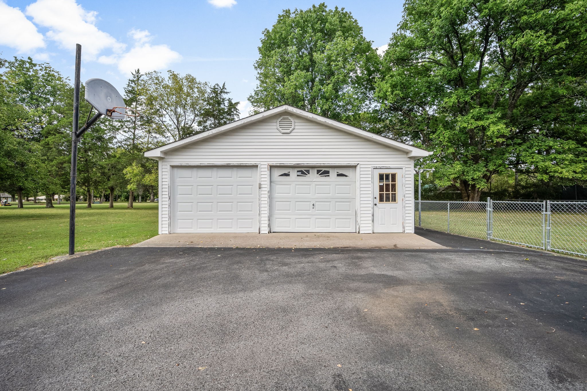 Image 13 of 70 For 3580 Chandler Drive