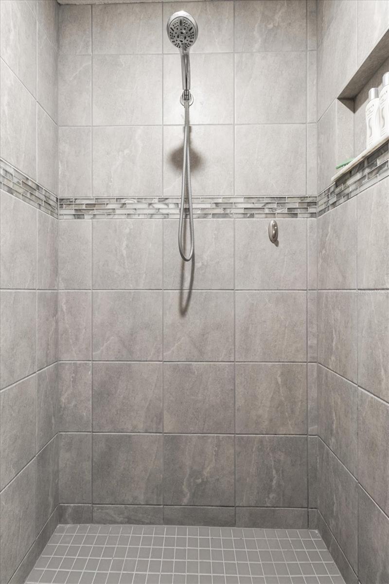 Image 41 of 70 For 3580 Chandler Drive