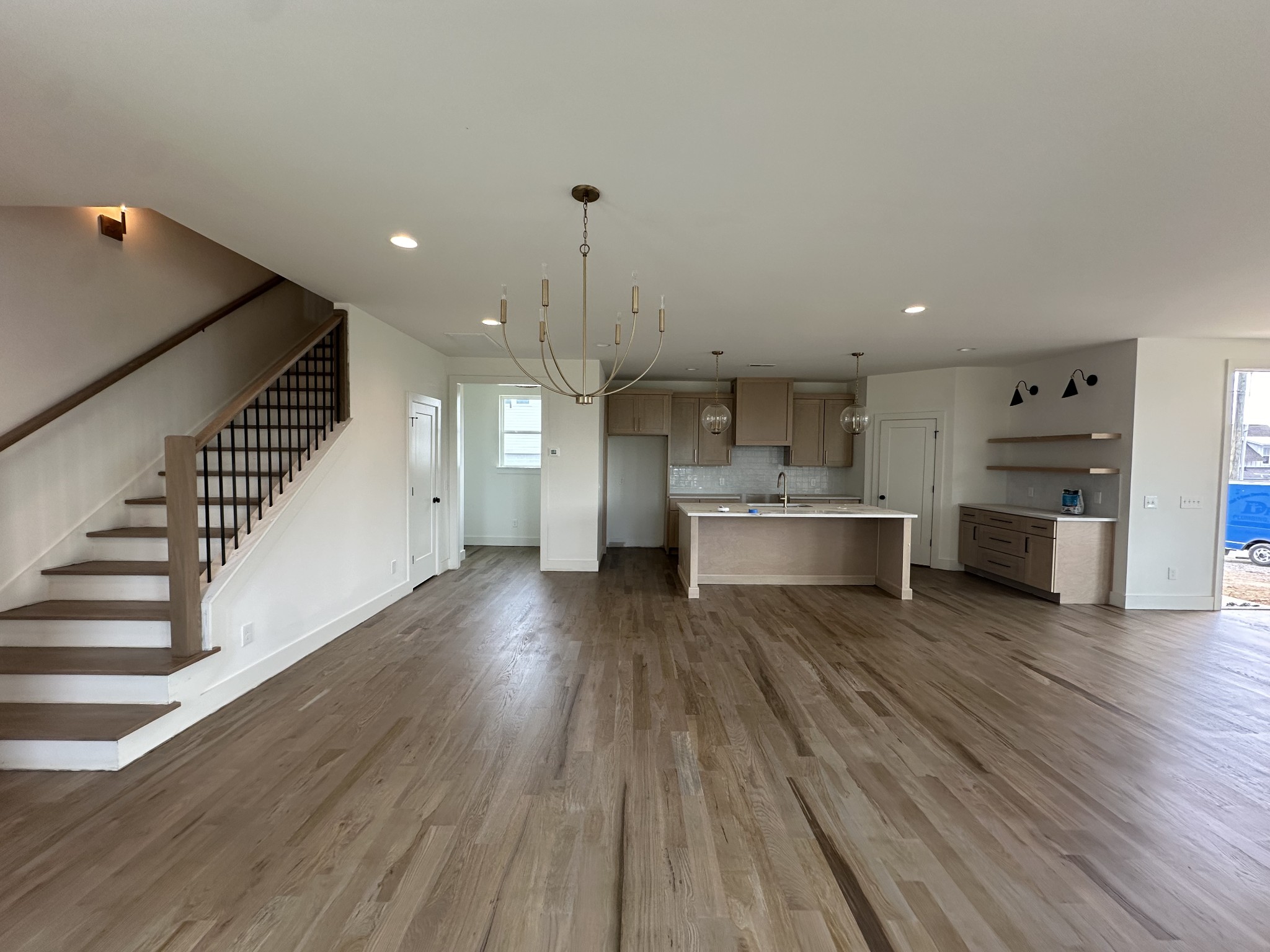 Image 4 of 68 For 13675 111th Avenue
