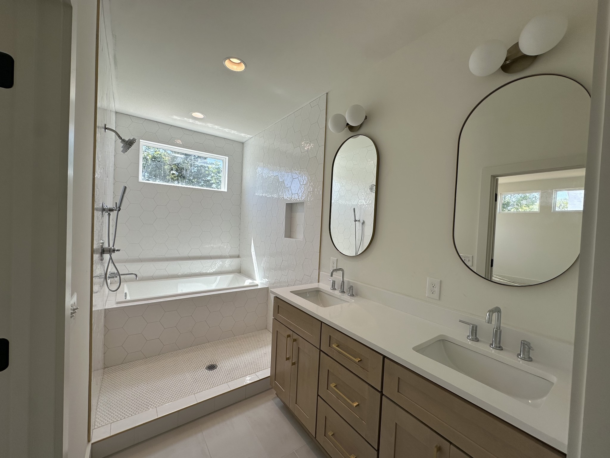 Image 5 of 65 For 4806 County Road 769