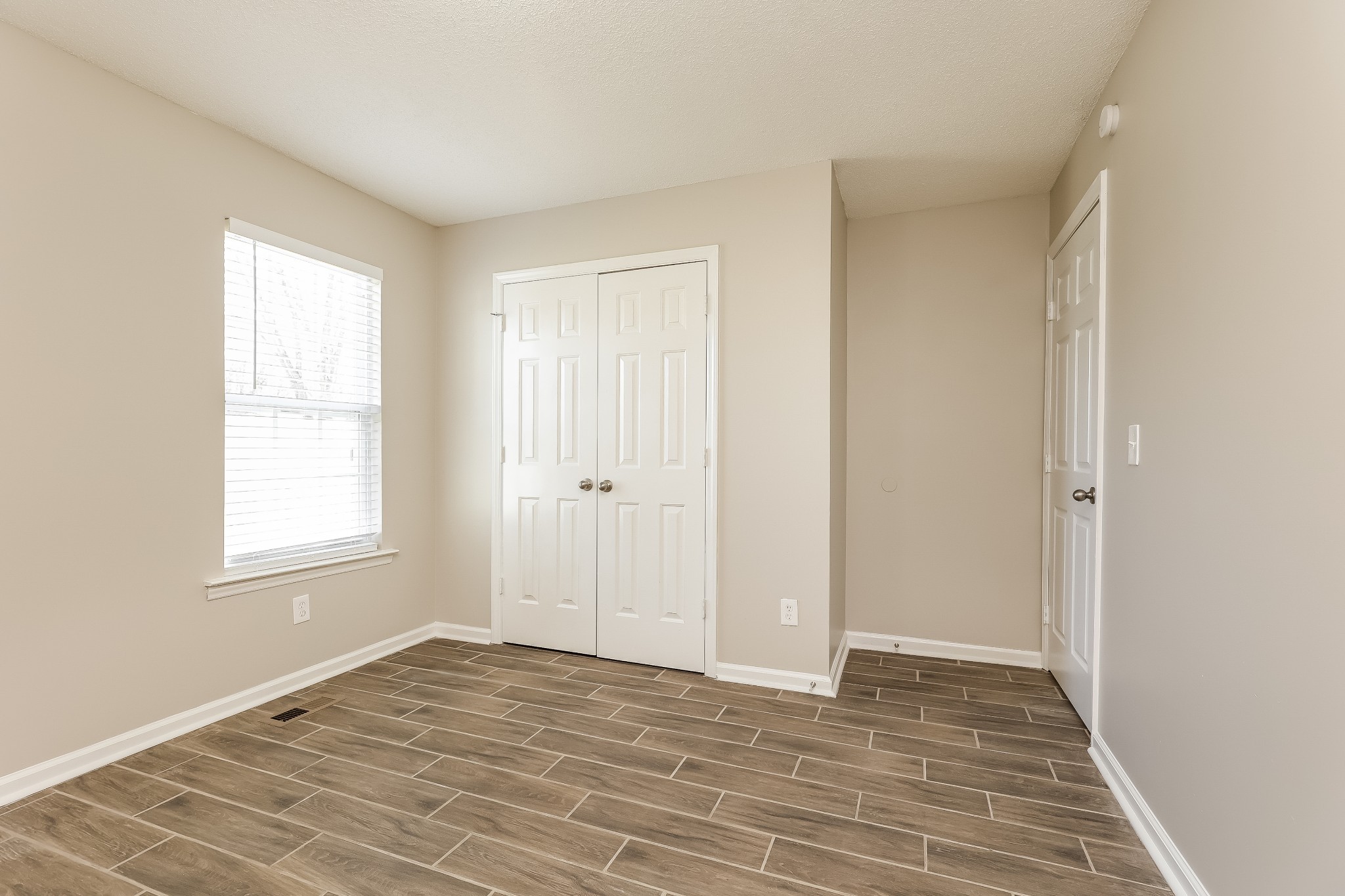 Image 14 of 64 For 5331 Old Hickory Lane
