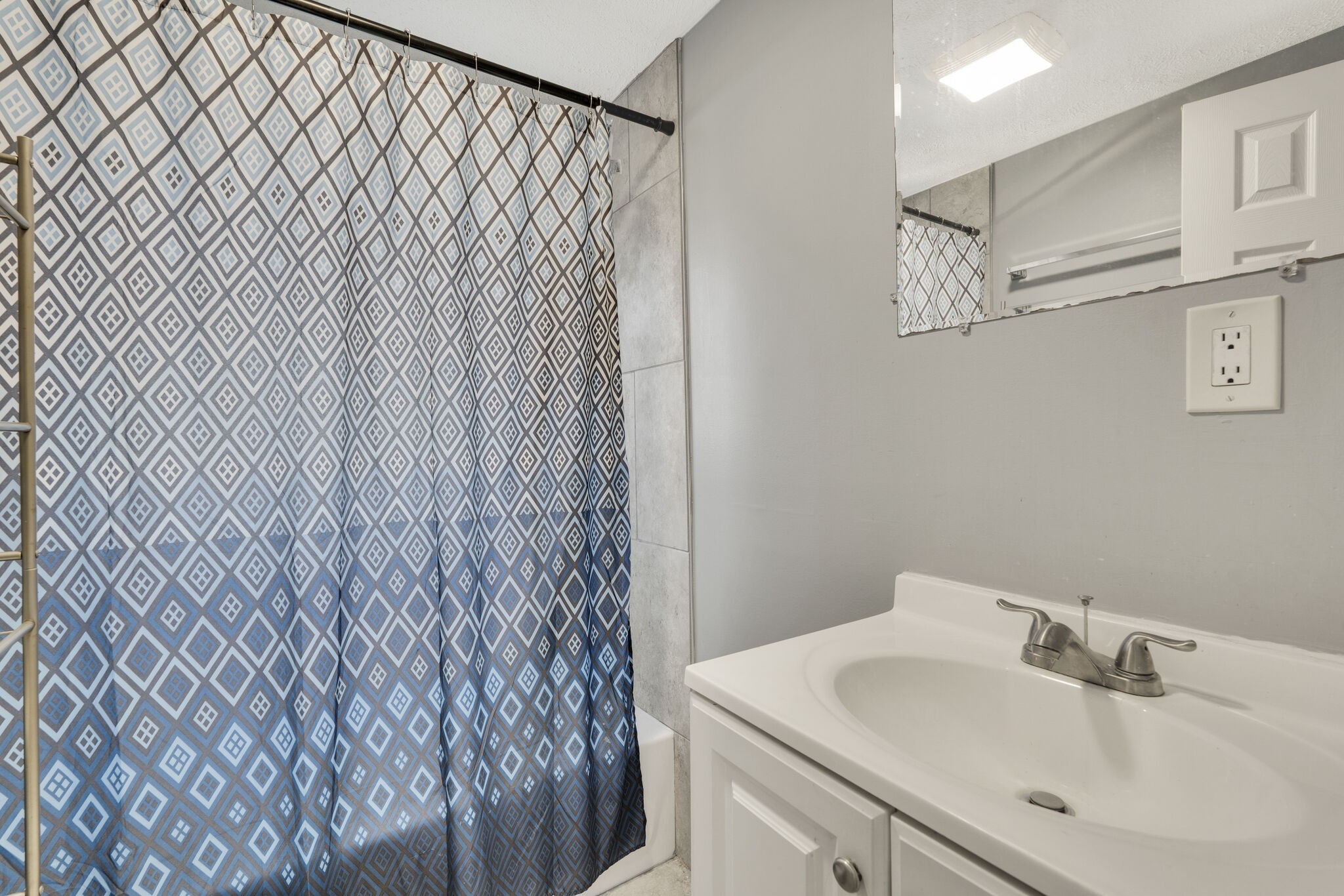 Image 14 of 28 For 17341 Balfour Terrace