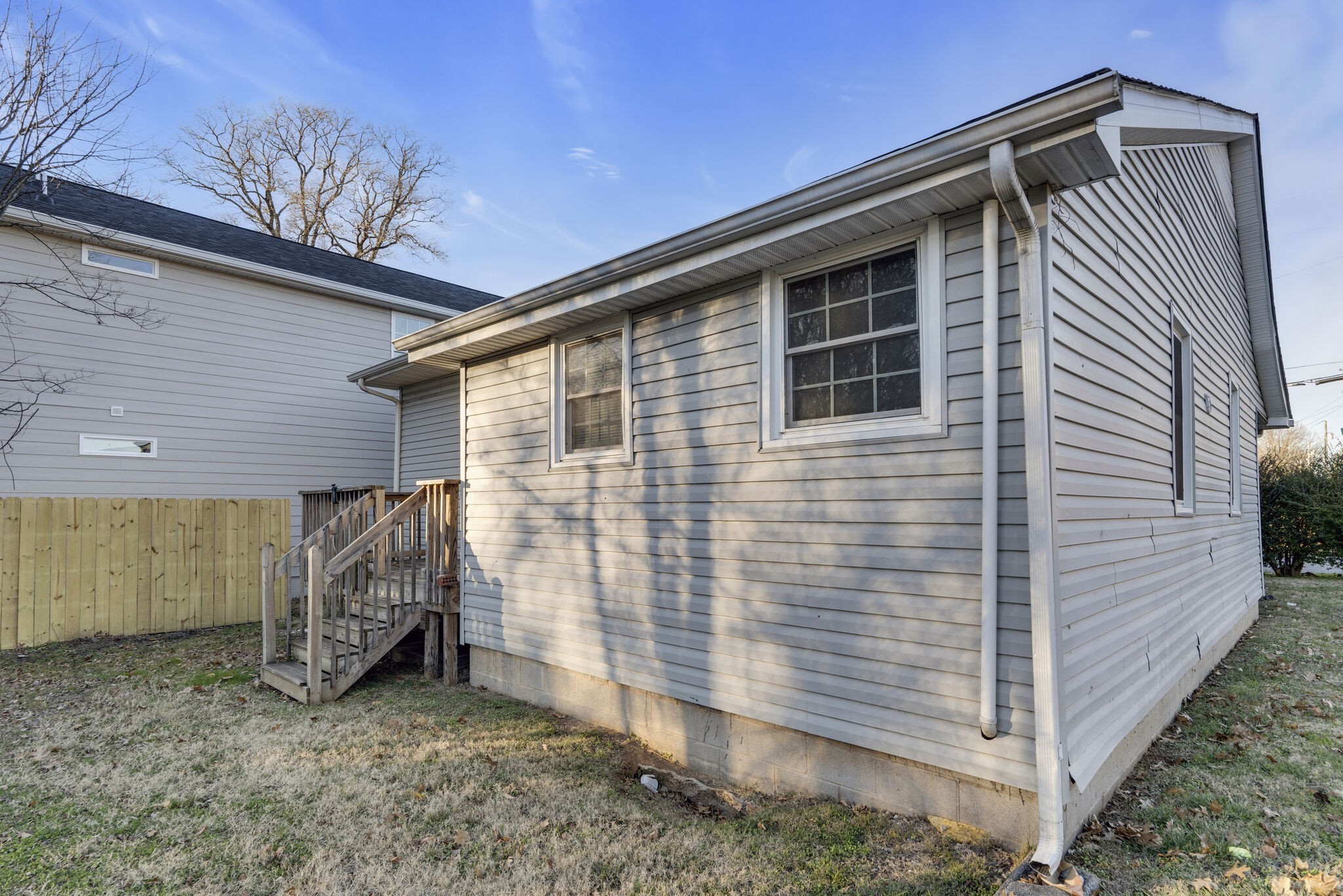 Image 19 of 28 For 17341 Balfour Terrace