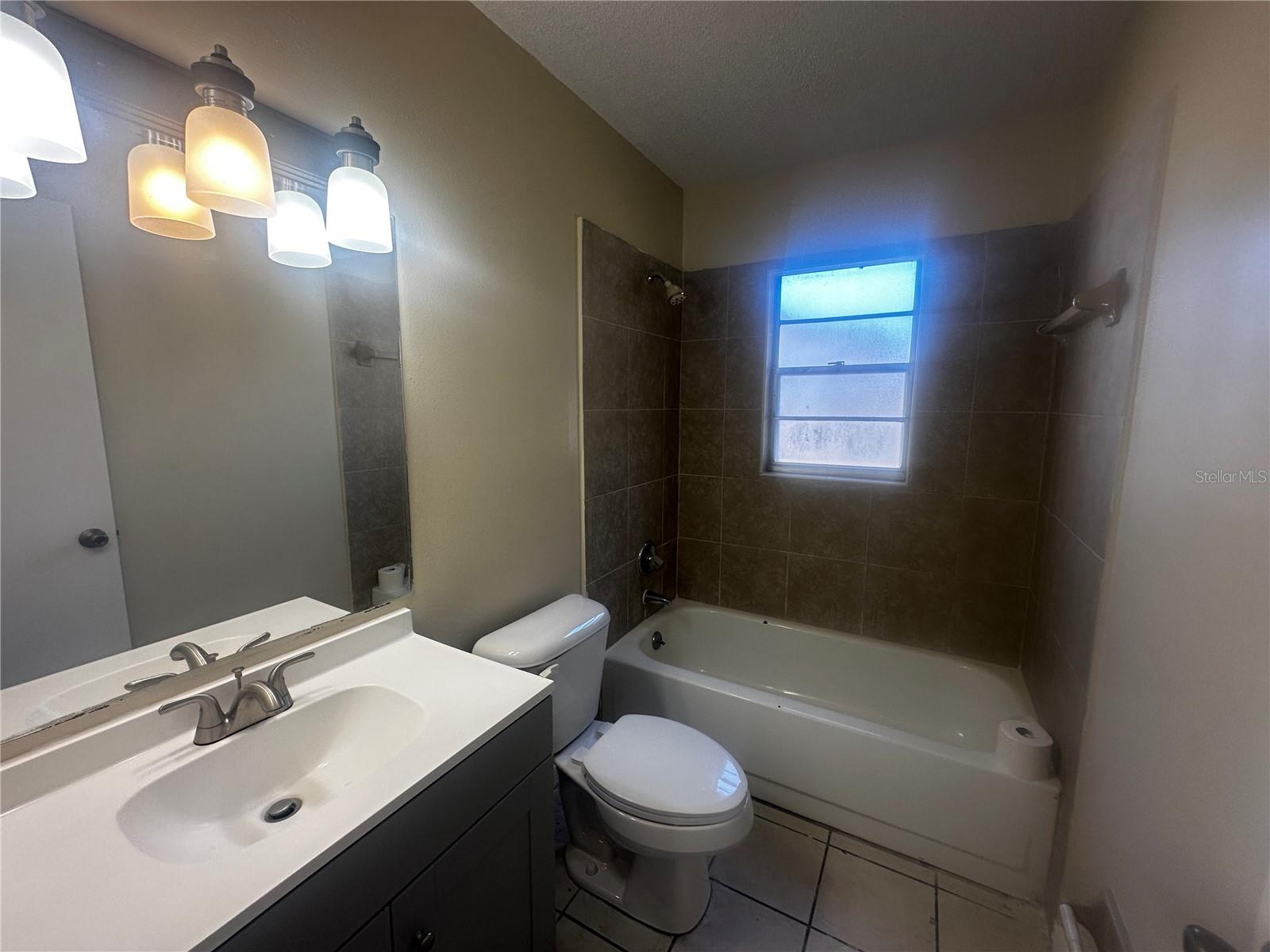 Image 9 of 15 For 1810 29th Place