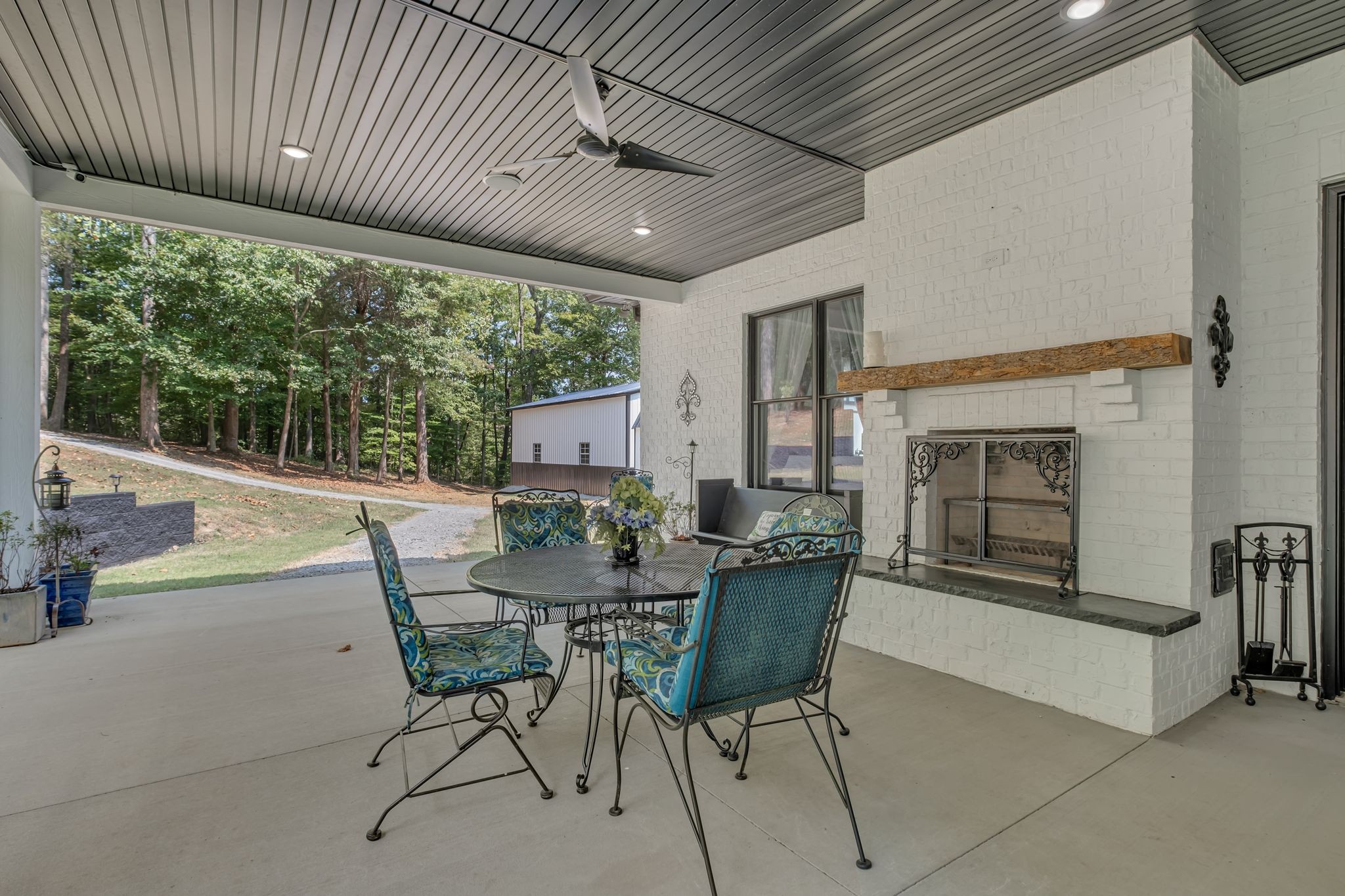 Image 32 of 40 For 2138 9th Road