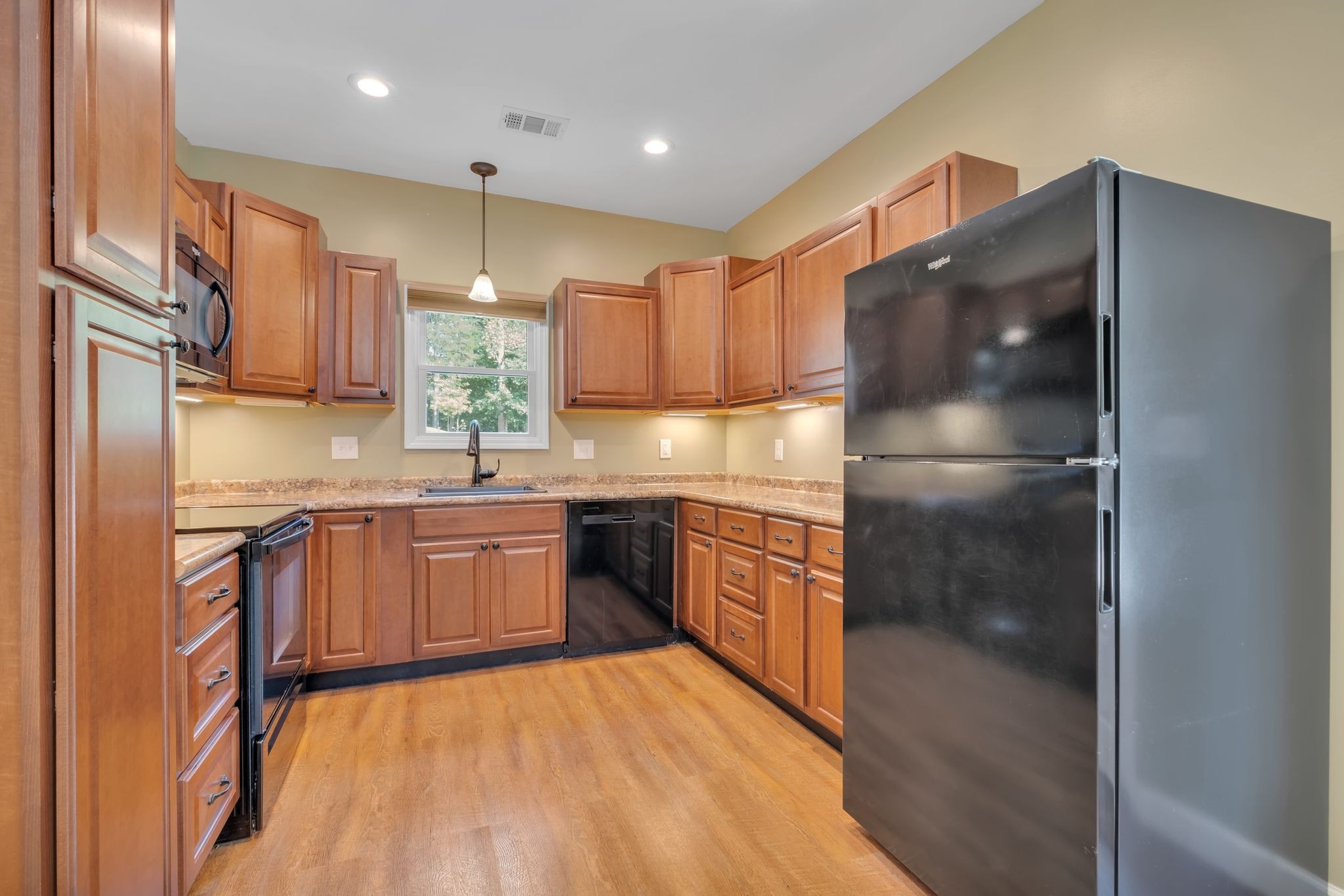 Image 38 of 40 For 2138 9th Road