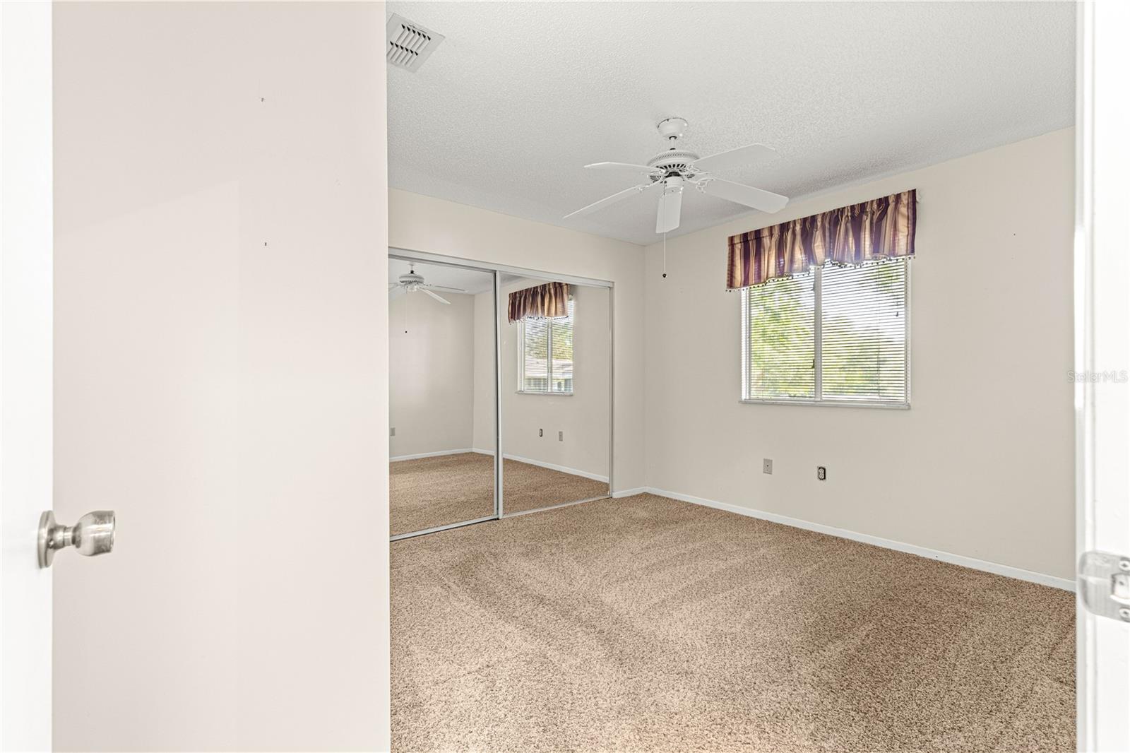 Image 21 of 62 For 10833 86th Terrace