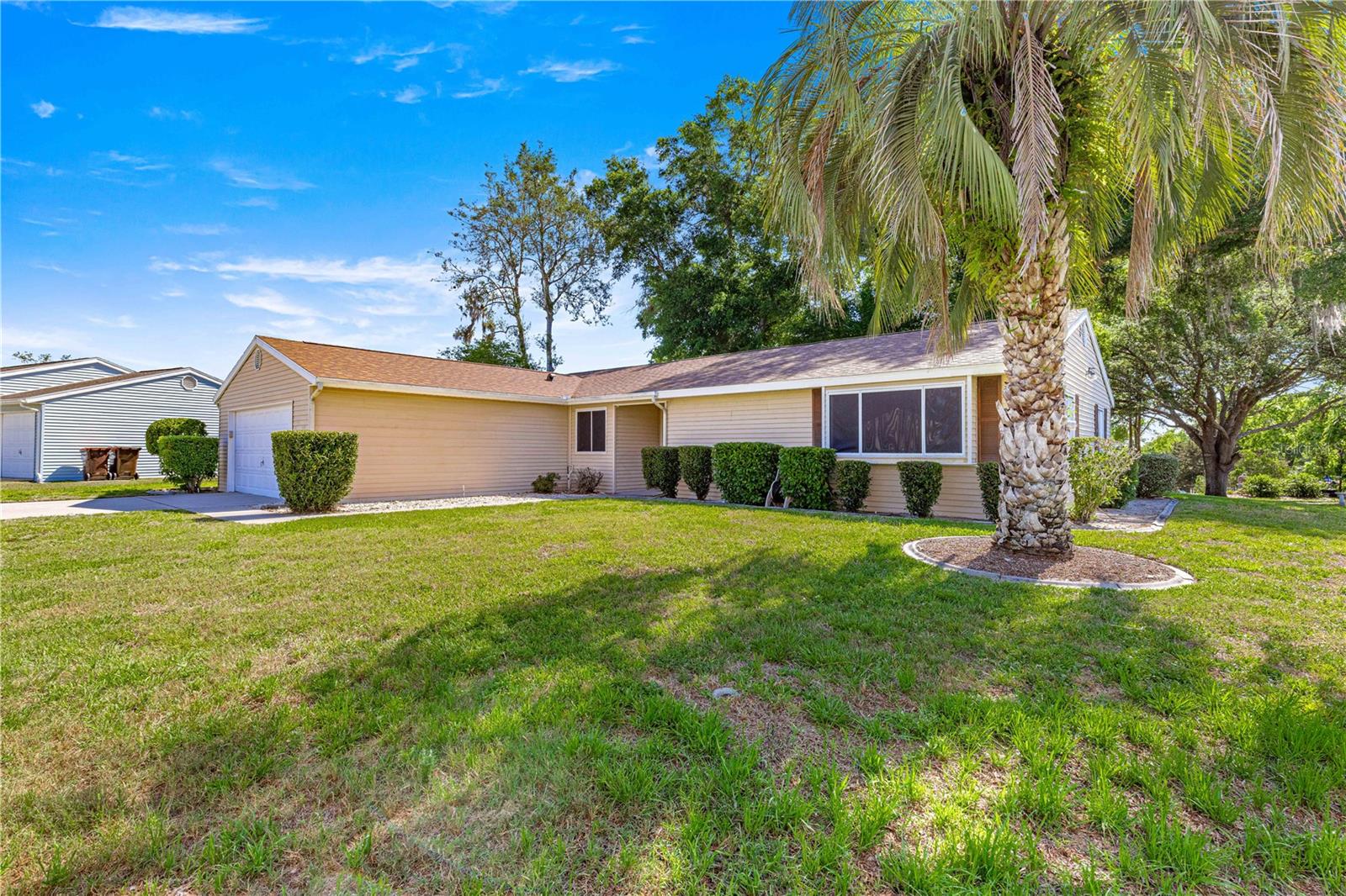 Image 33 of 62 For 10833 86th Terrace