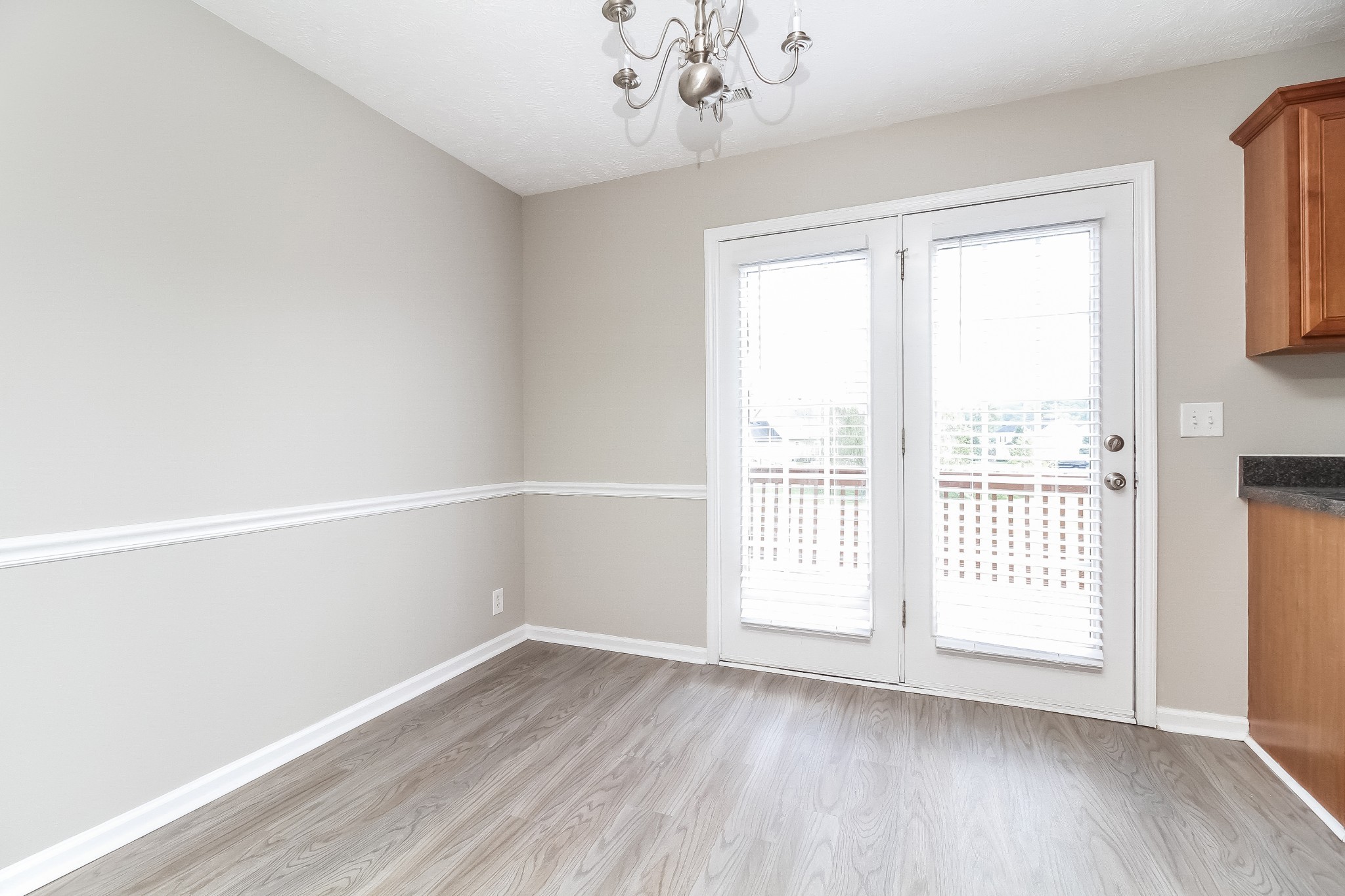 Image 6 of 62 For 10833 86th Terrace