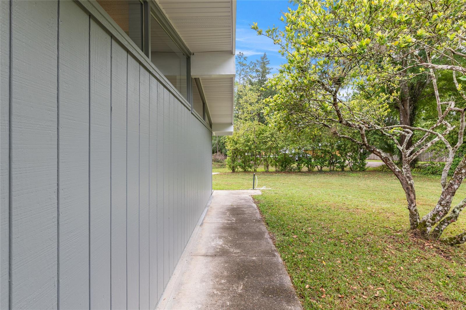 Image 49 of 52 For 11065 42nd Street