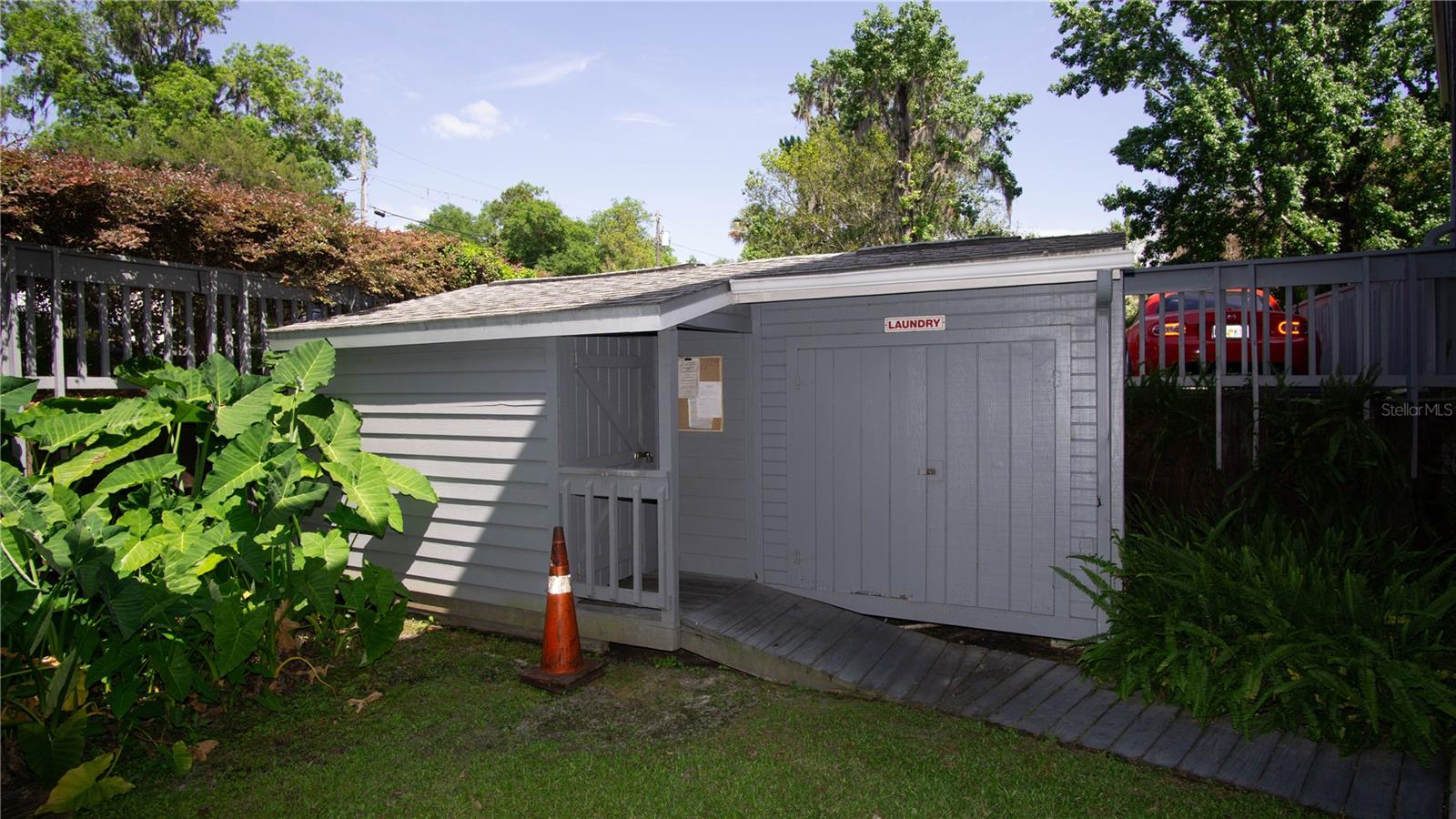 Image 15 of 26 For 20800 River Drive A11