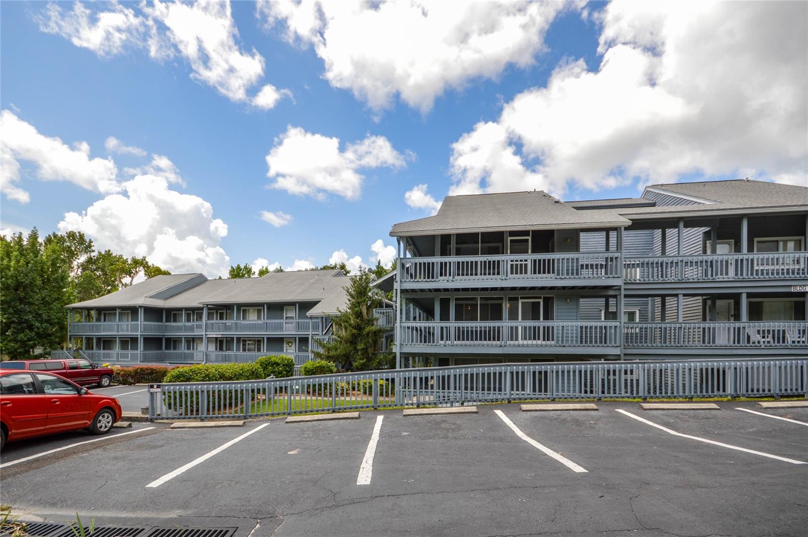 Image 25 of 26 For 20800 River Drive A11