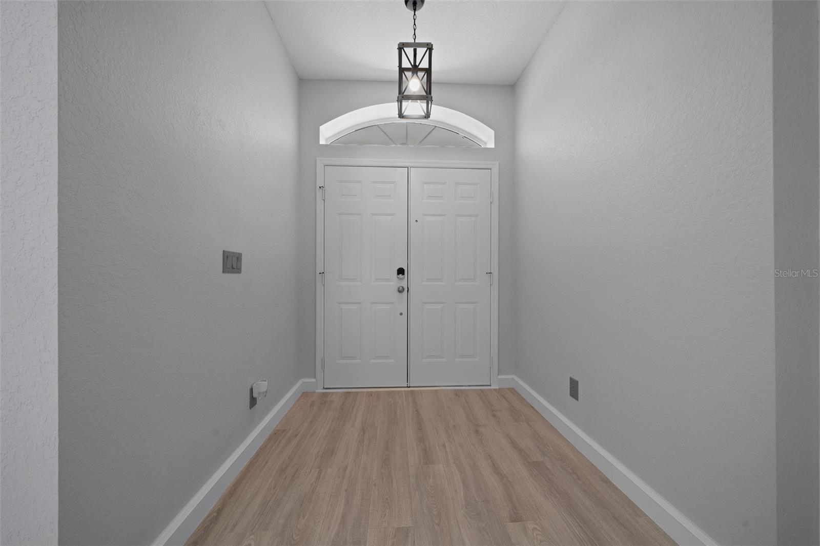Image 9 of 68 For 9885 144th Street