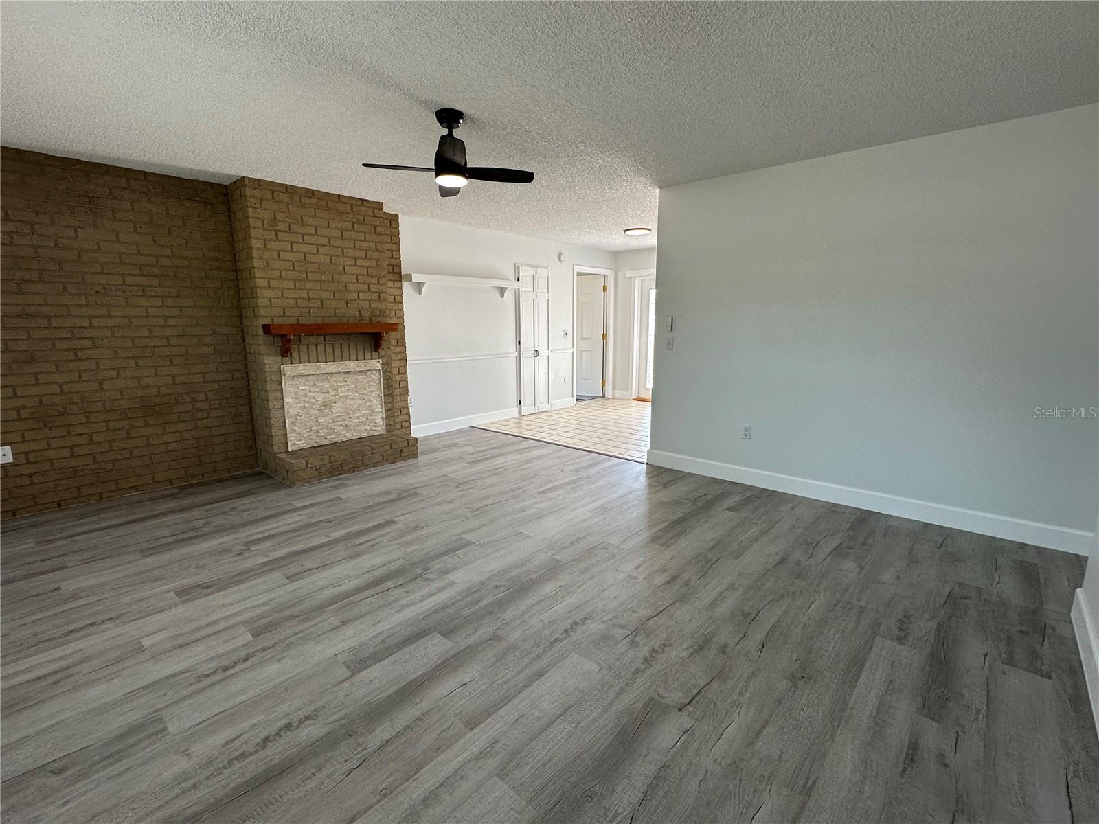 Image 4 of 30 For 158 Almond Road