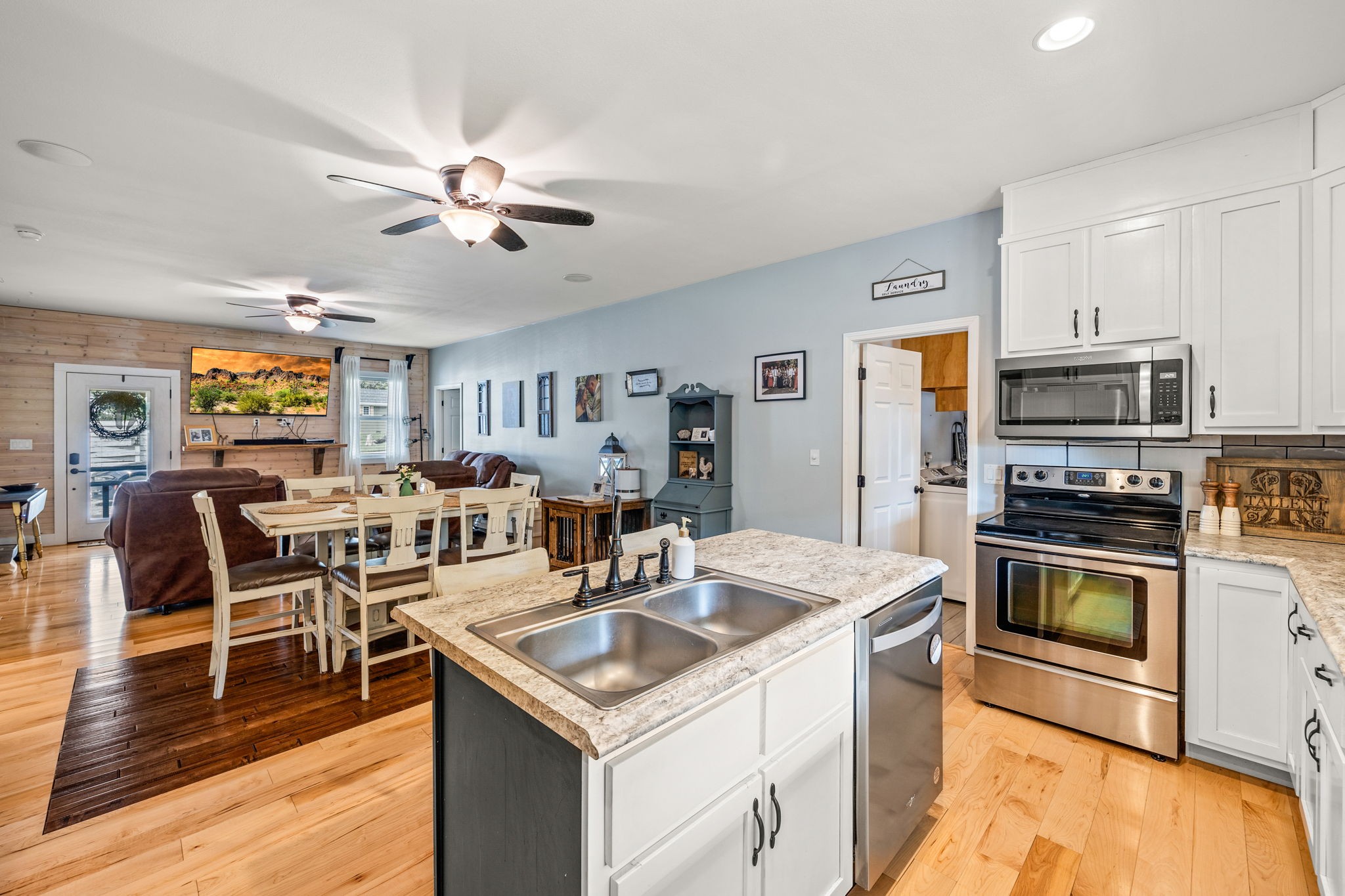 Image 8 of 19 For 17249 178th Drive