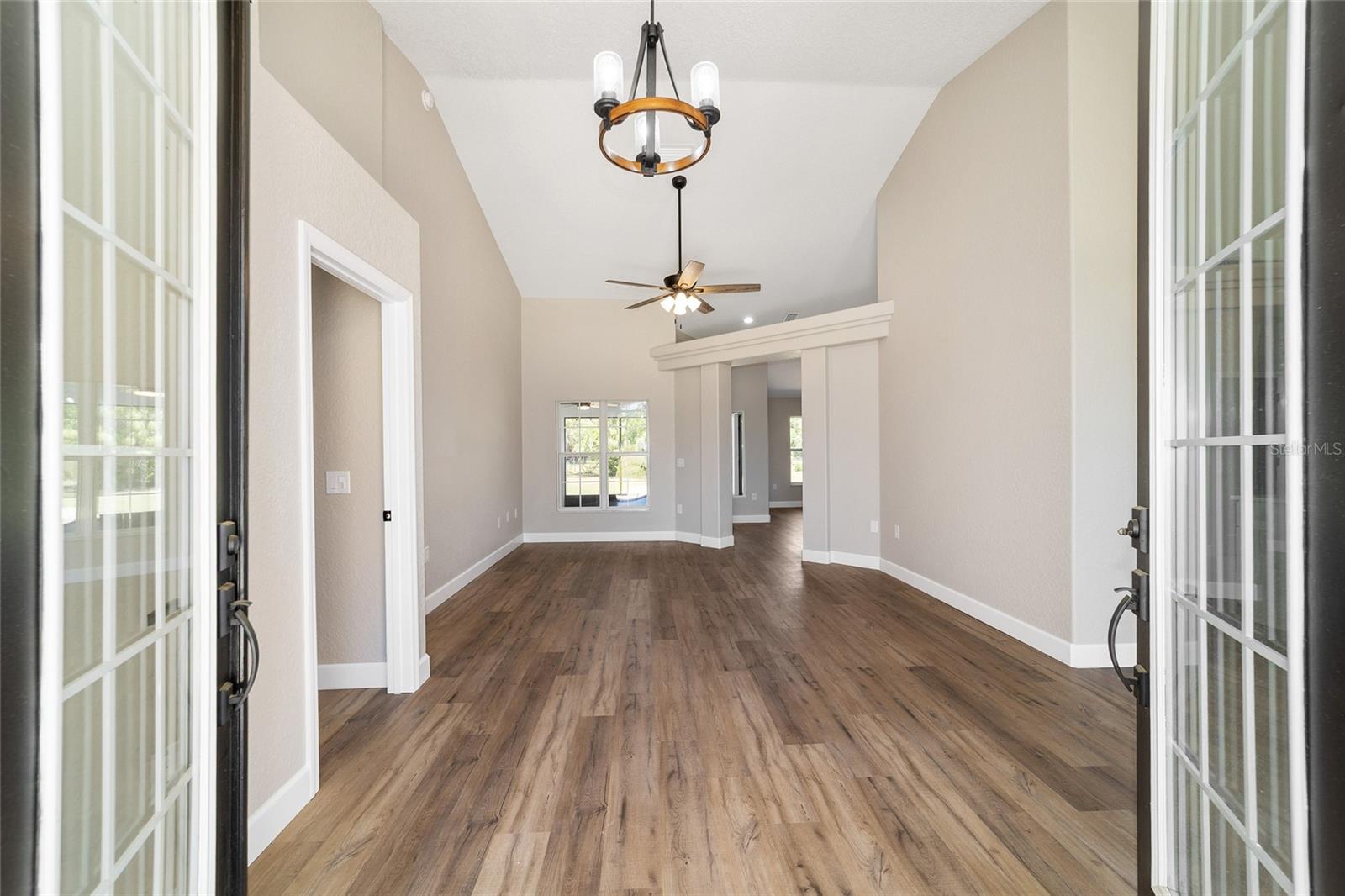 Image 11 of 62 For 5075 97th Street Road