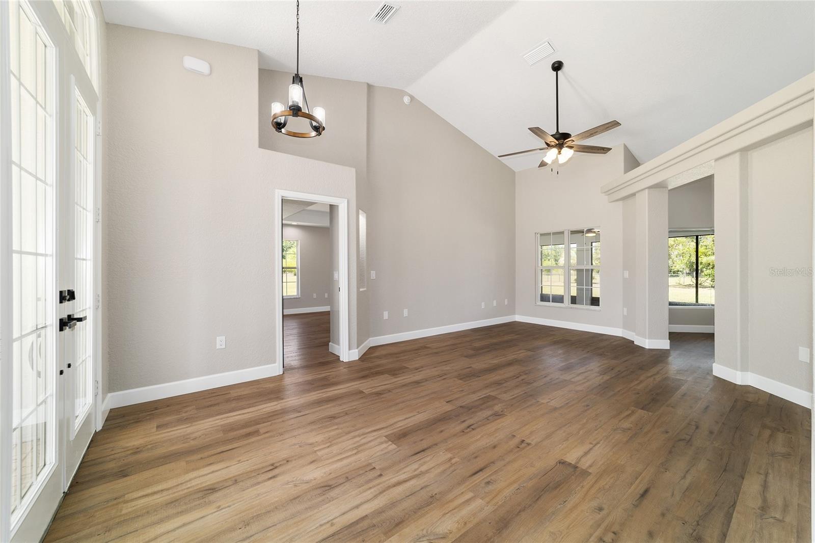 Image 13 of 62 For 5075 97th Street Road
