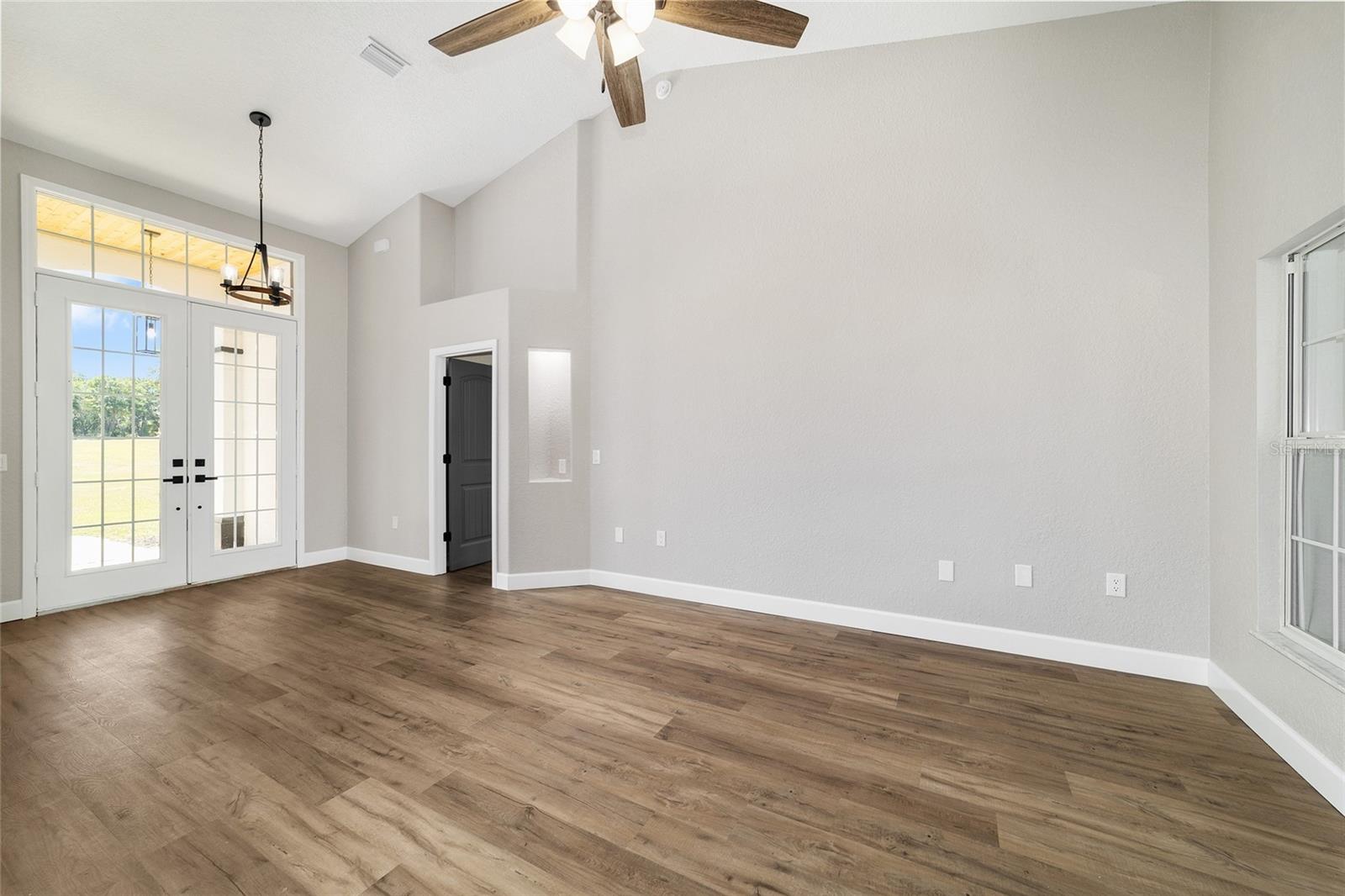 Image 15 of 62 For 5075 97th Street Road