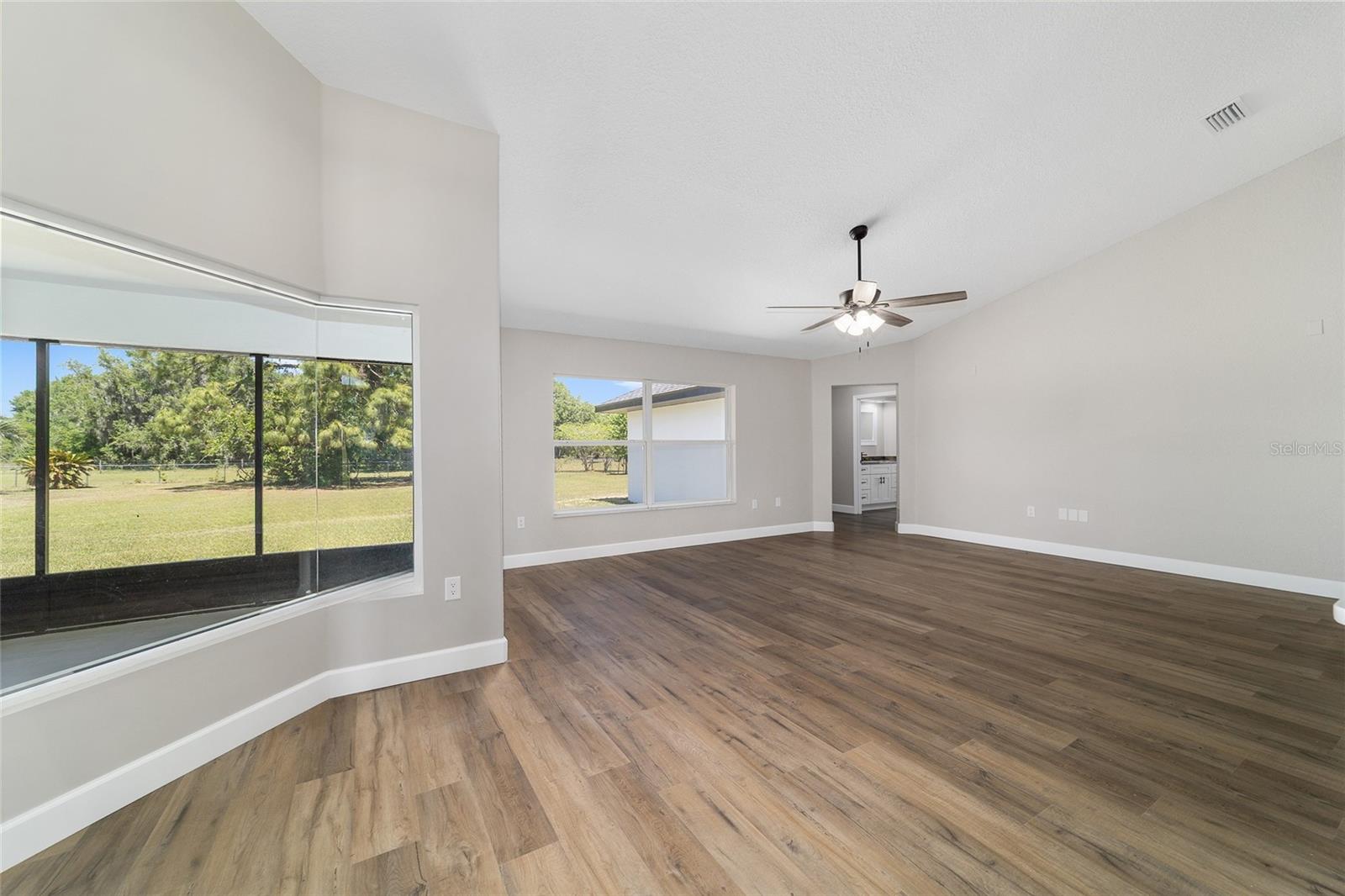 Image 21 of 62 For 5075 97th Street Road
