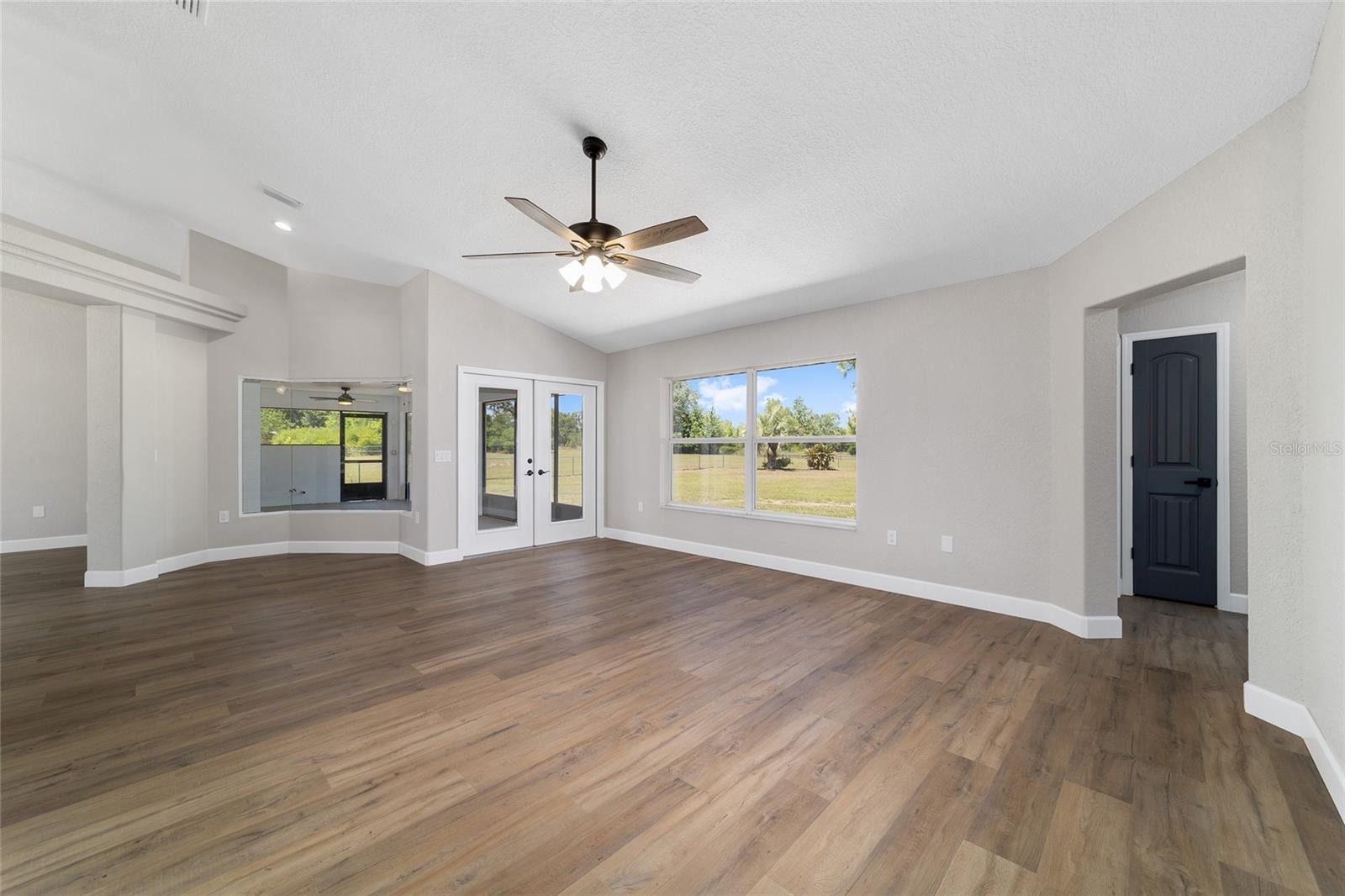 Image 25 of 62 For 5075 97th Street Road