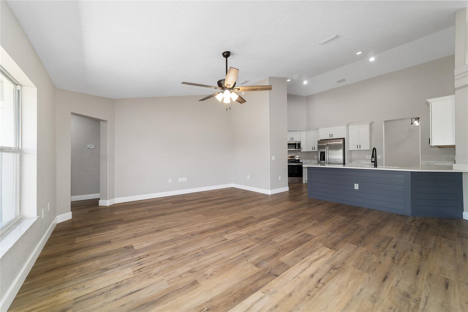 Image 29 of 62 For 5075 97th Street Road