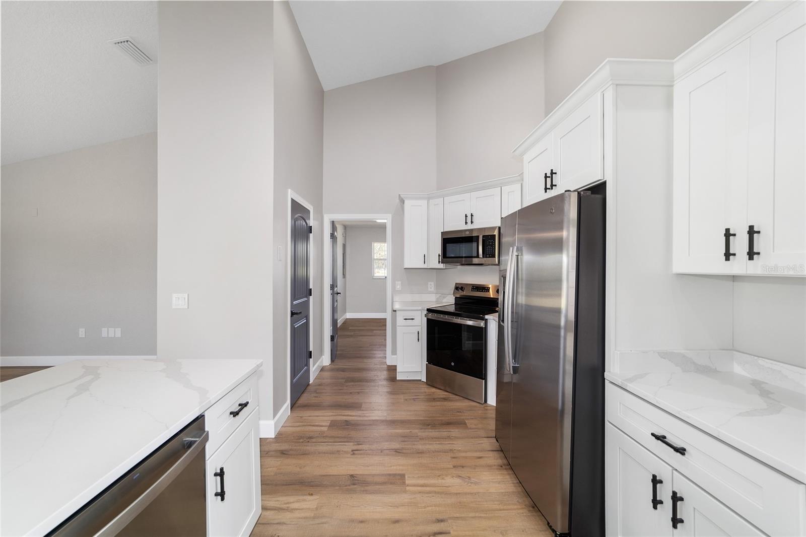 Image 36 of 62 For 5075 97th Street Road