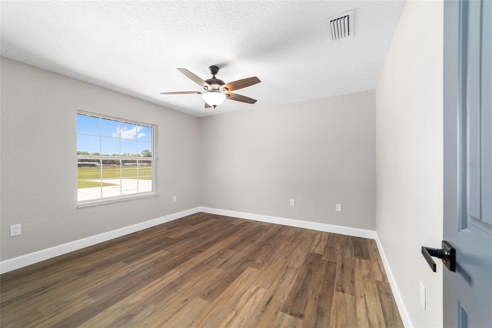 Image 49 of 62 For 5075 97th Street Road