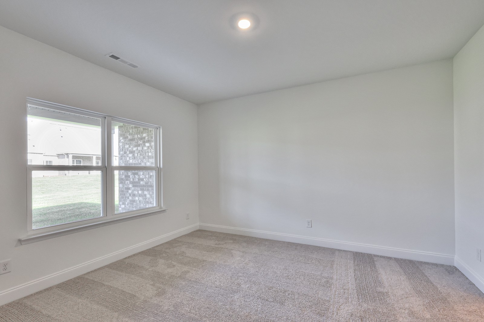 Image 11 of 22 For 7092 113th Lane