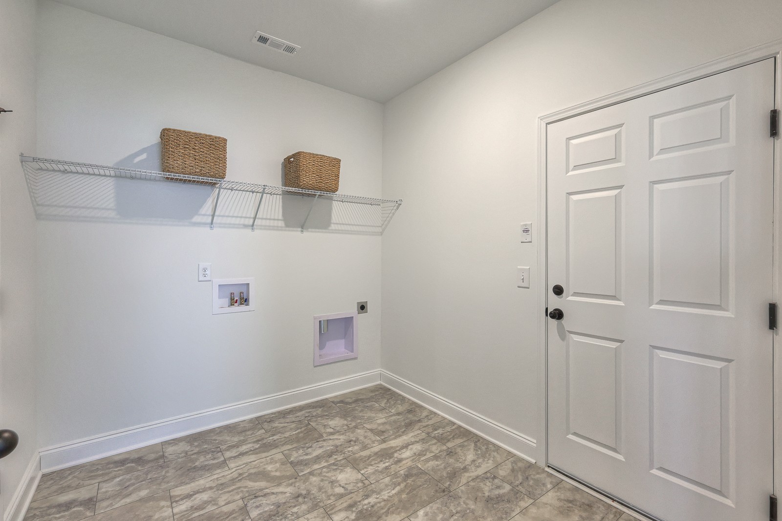 Image 18 of 22 For 7092 113th Lane