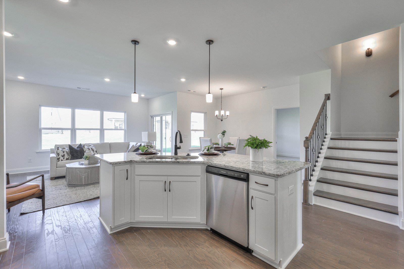 Image 4 of 22 For 7092 113th Lane