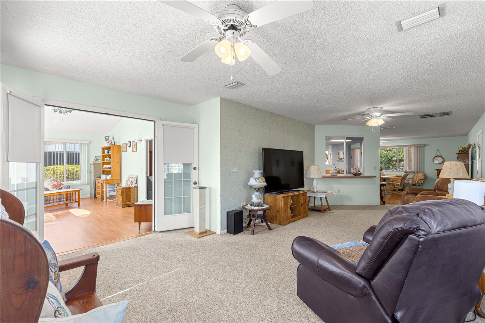 Image 23 of 83 For 10989 86th Avenue