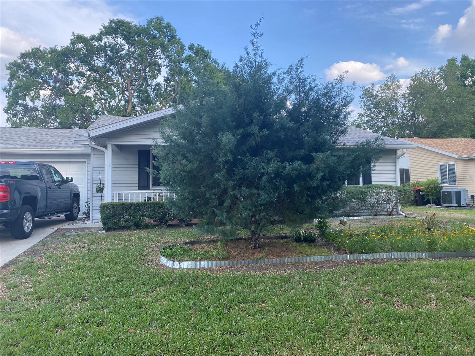 Image 3 of 83 For 10989 86th Avenue