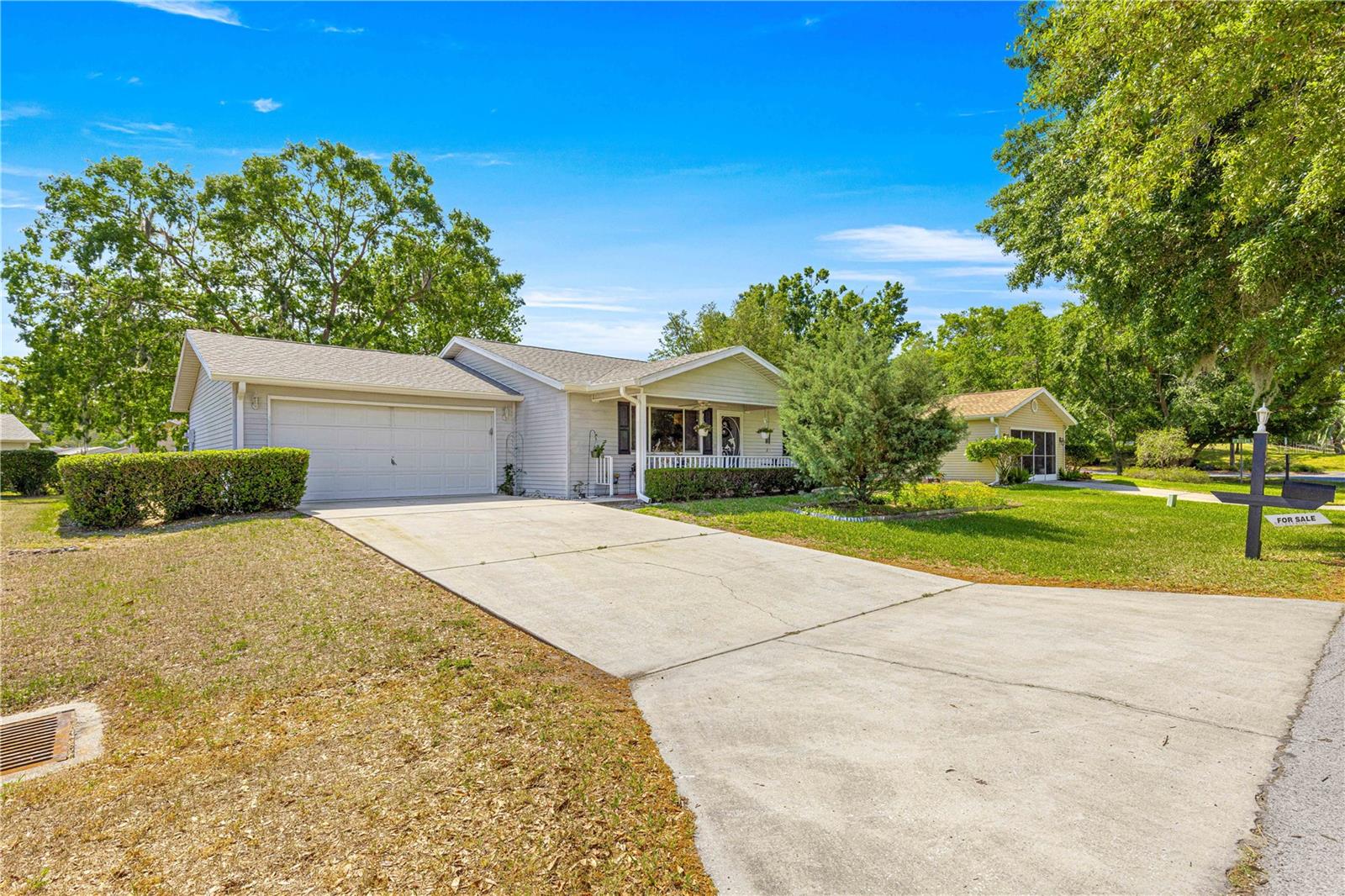 Image 4 of 83 For 10989 86th Avenue