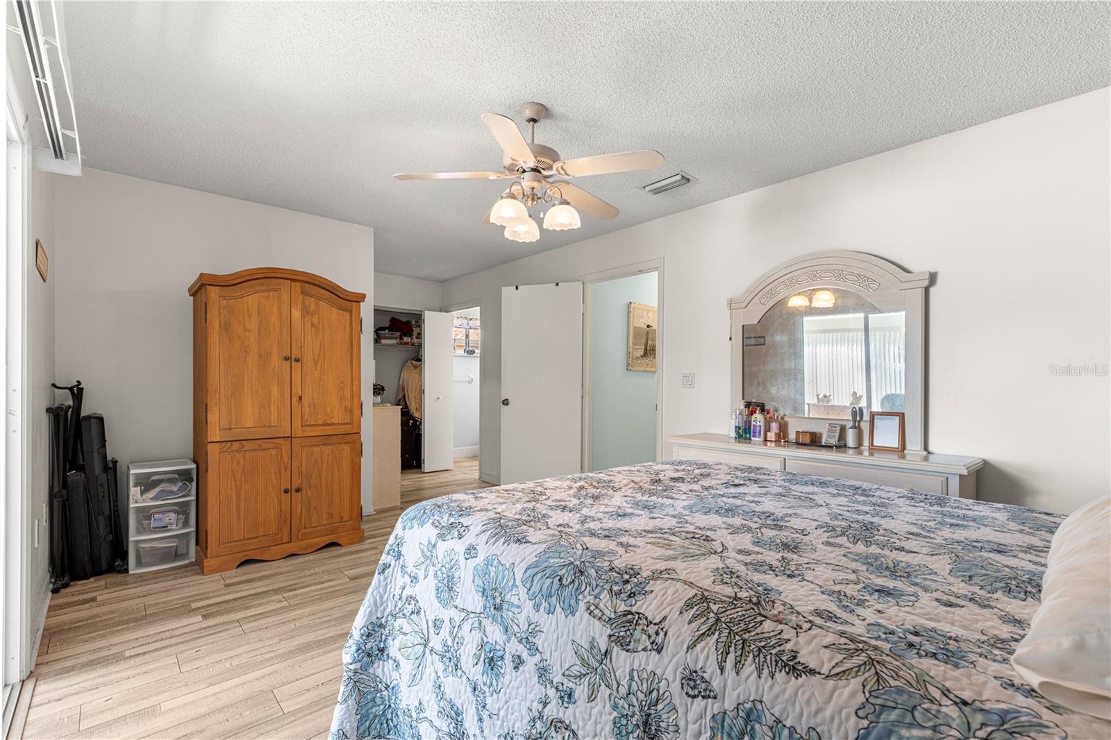 Image 67 of 83 For 10989 86th Avenue