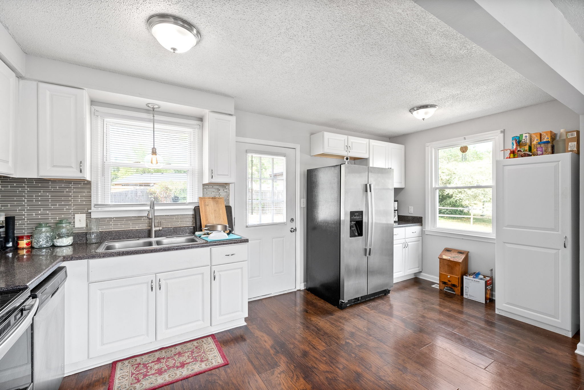 Image 12 of 16 For 7037 23rd Avenue