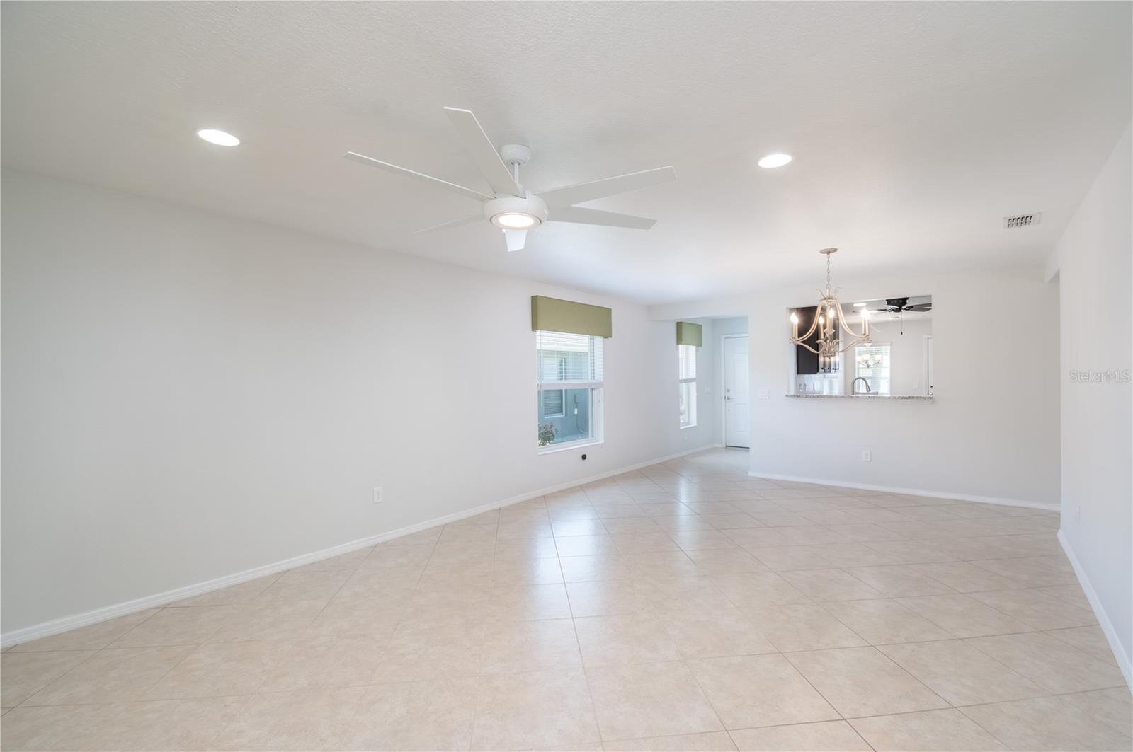 Image 18 of 36 For 7249 93rd Avenue