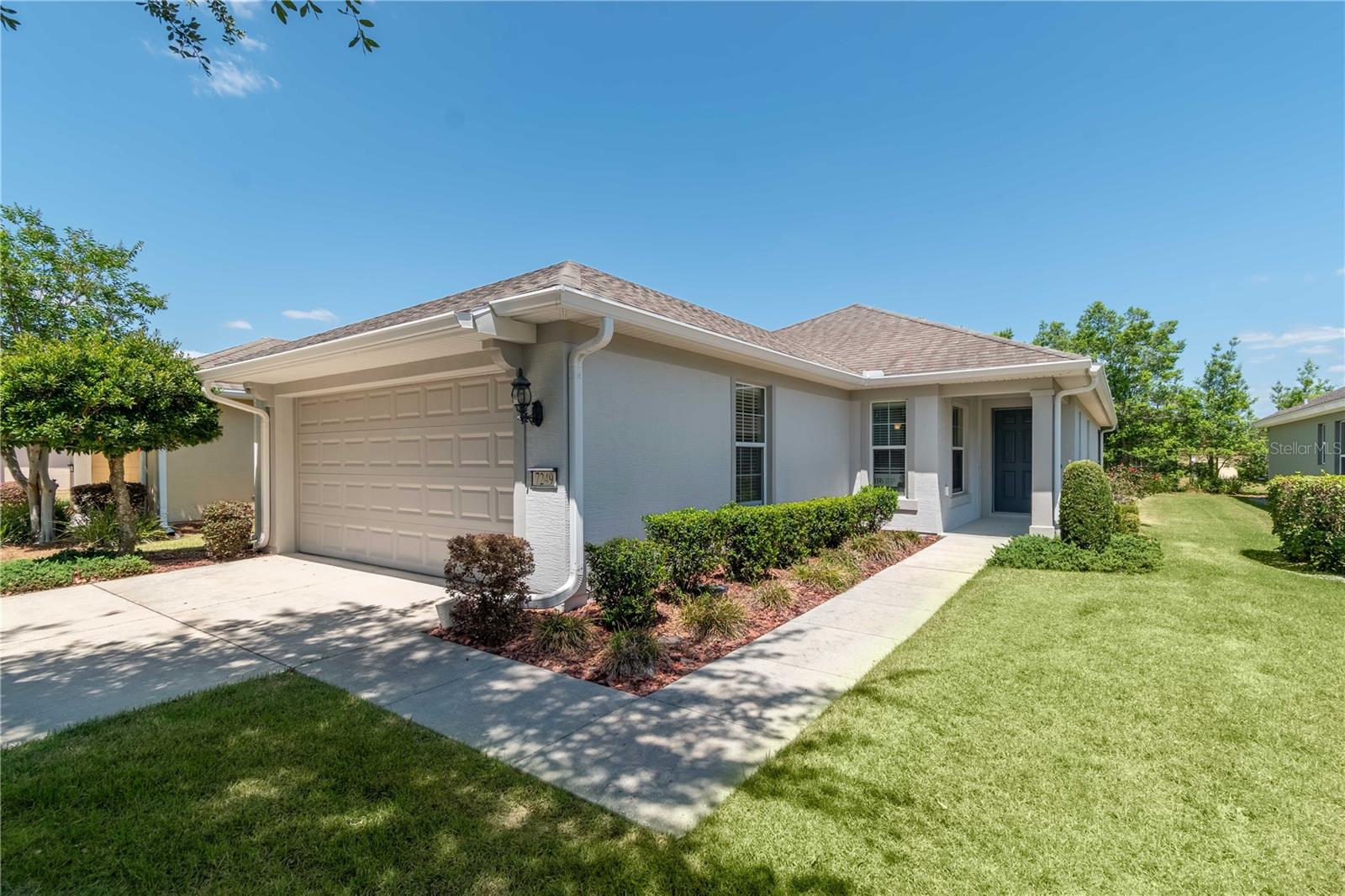 Image 3 of 36 For 7249 93rd Avenue