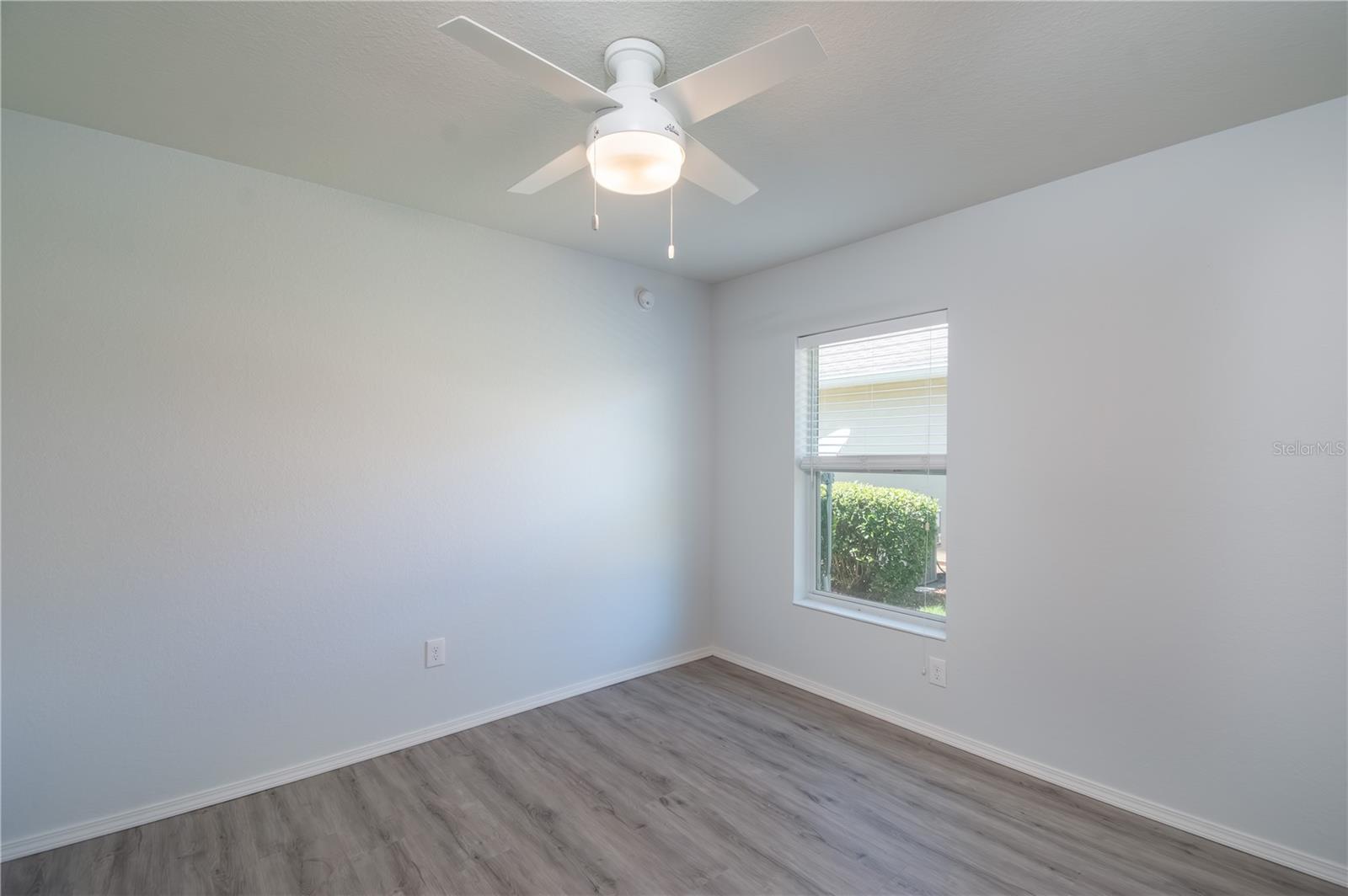 Image 31 of 36 For 7249 93rd Avenue