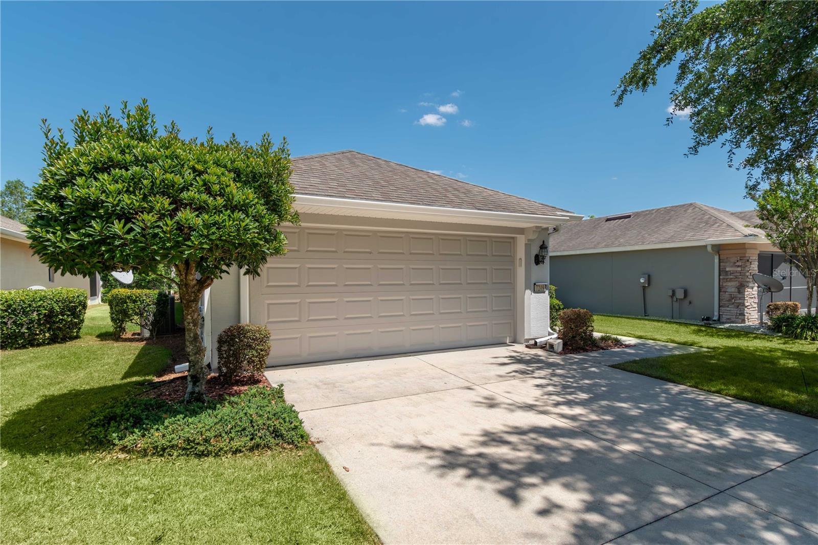 Image 5 of 36 For 7249 93rd Avenue