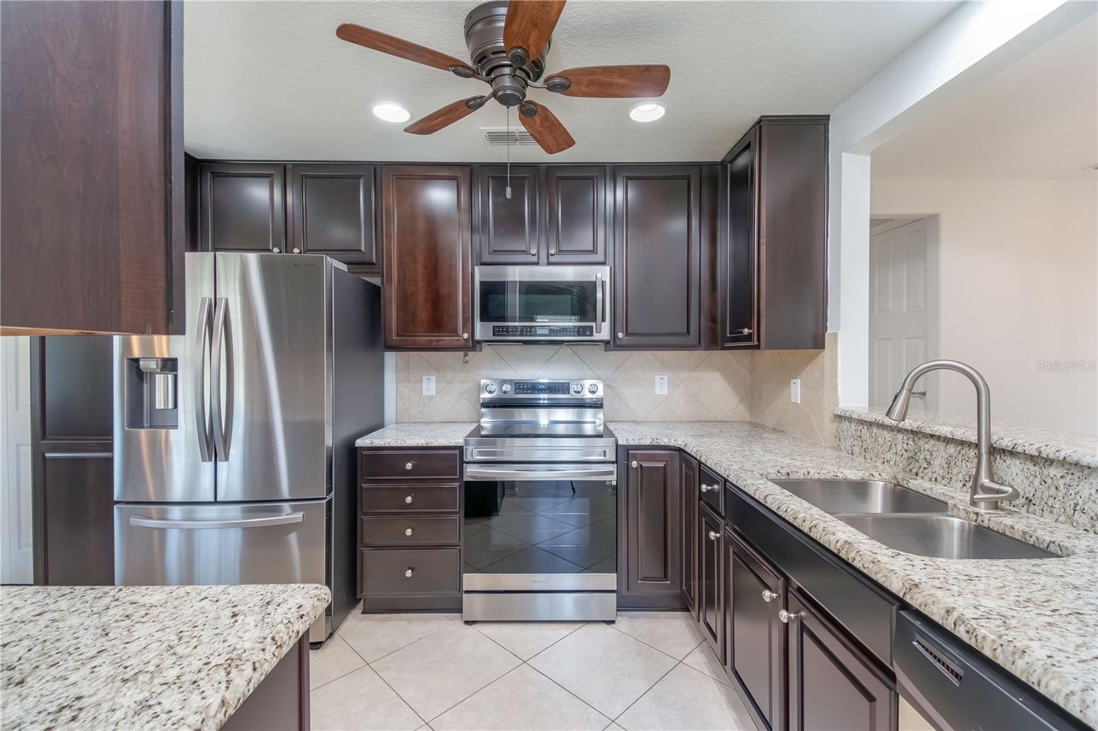 Image 8 of 36 For 7249 93rd Avenue