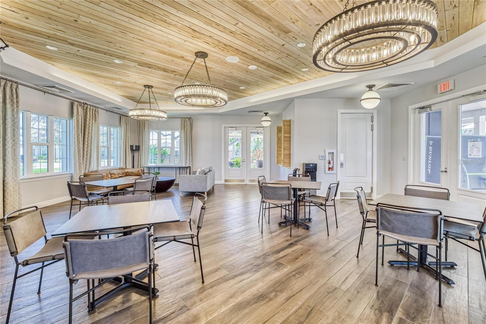 Listing photo id 45 for 12905 Satin Lily Drive