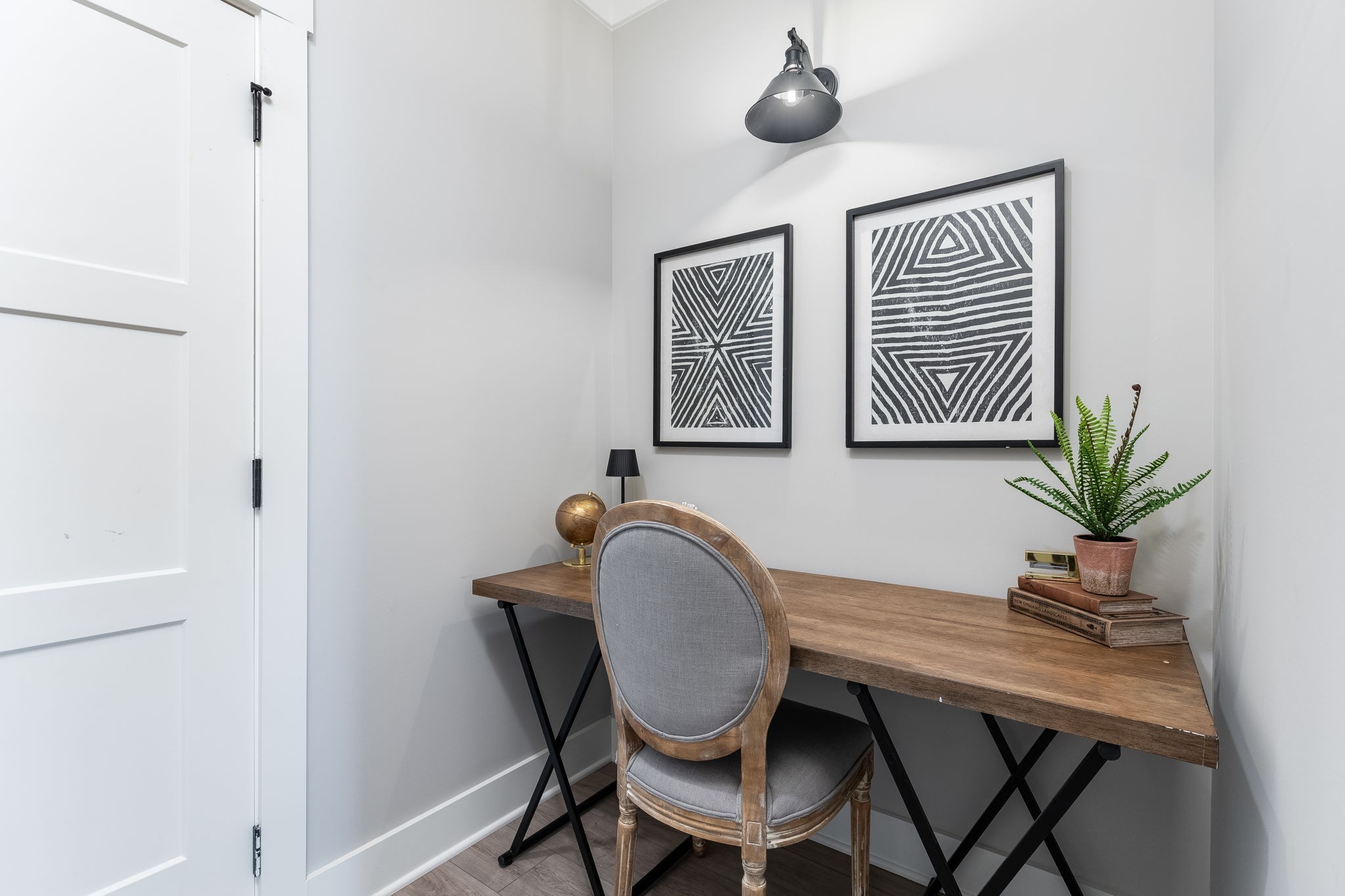 Image 21 of 54 For 1039 25th Street