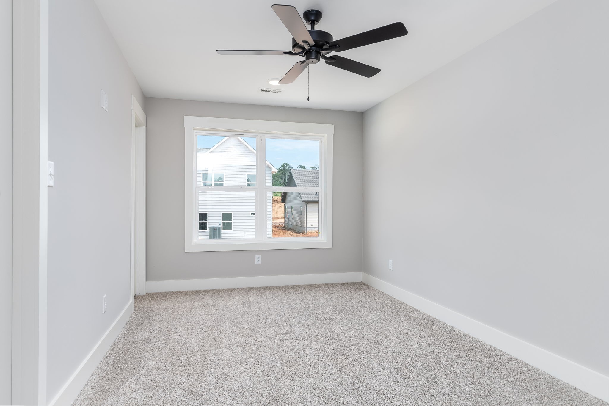 Image 26 of 54 For 1039 25th Street