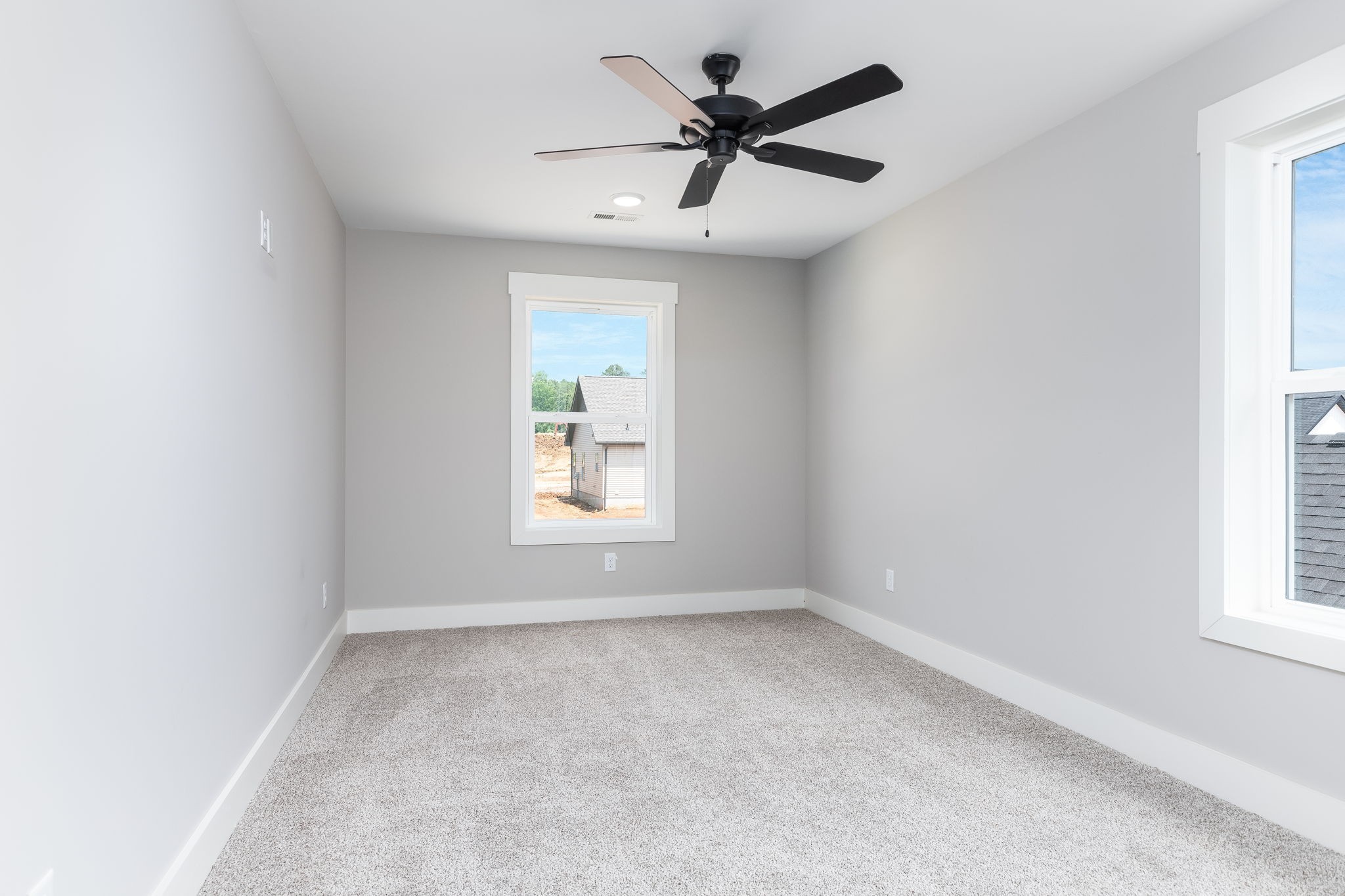 Image 29 of 54 For 1039 25th Street