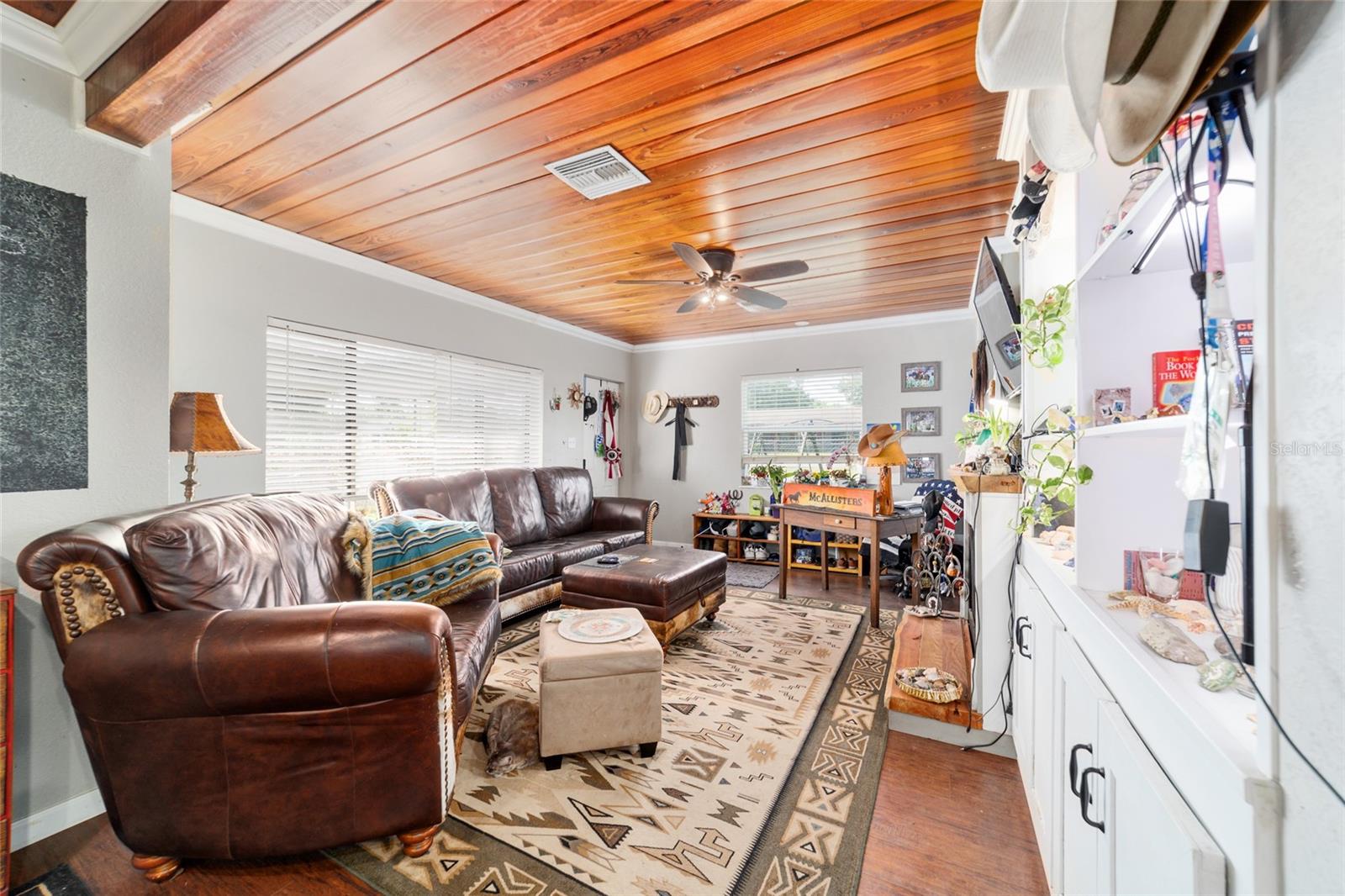 Image 47 of 54 For 1039 25th Street