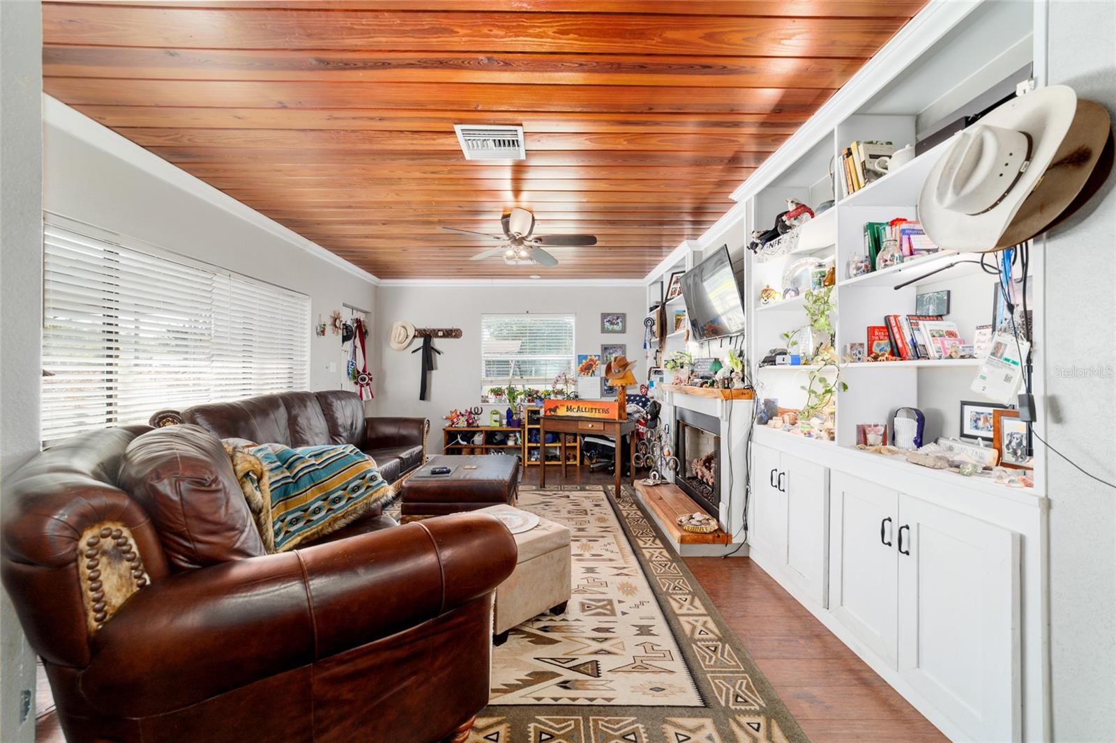 Image 48 of 54 For 1039 25th Street