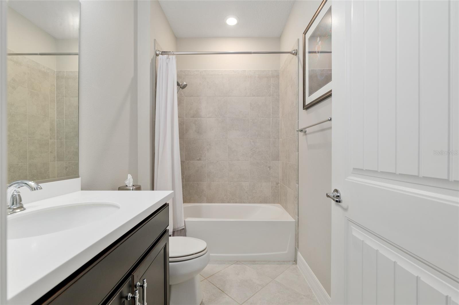 Listing photo id 52 for 6816 95th Circle