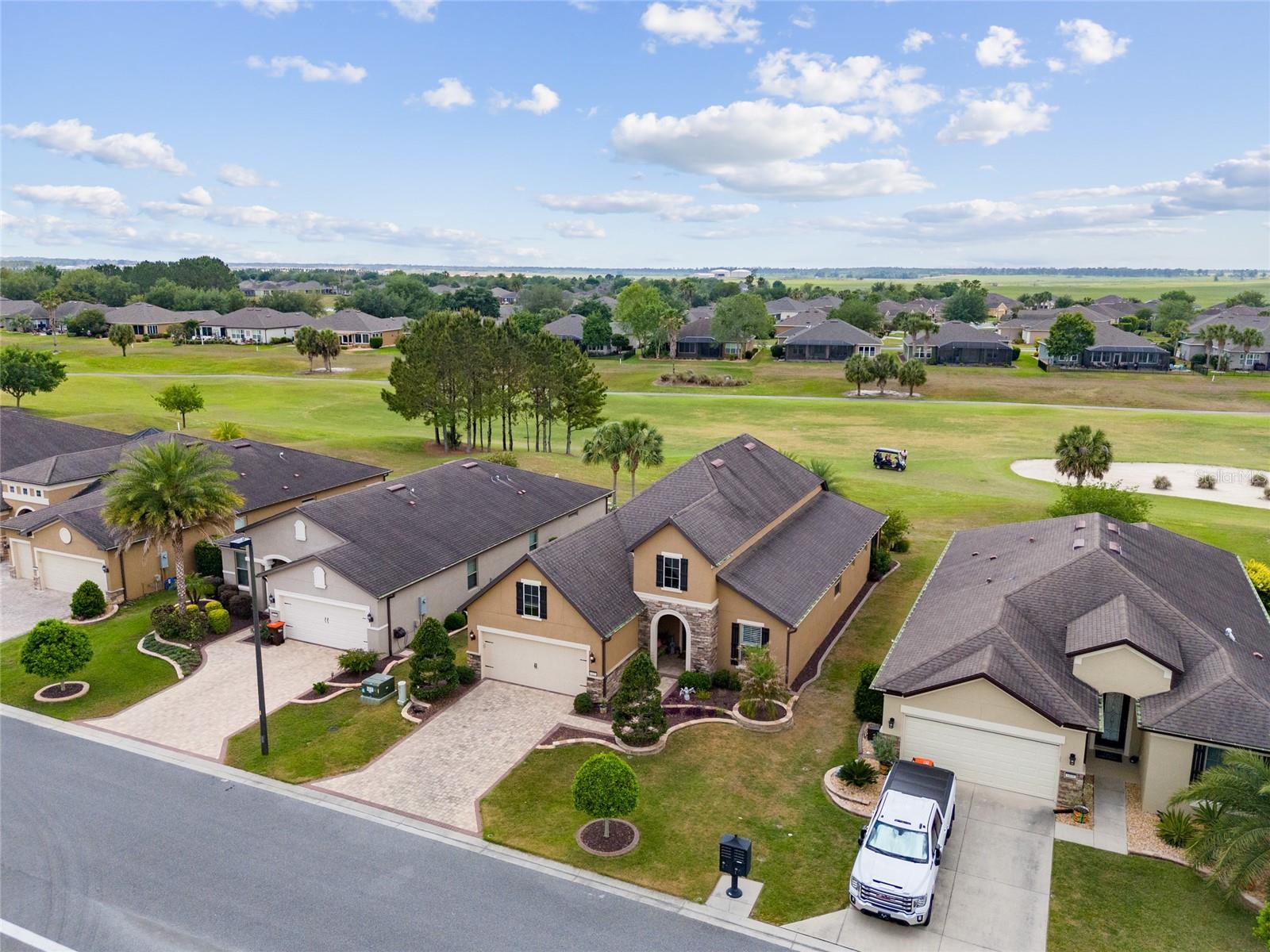 Listing photo id 84 for 6816 95th Circle