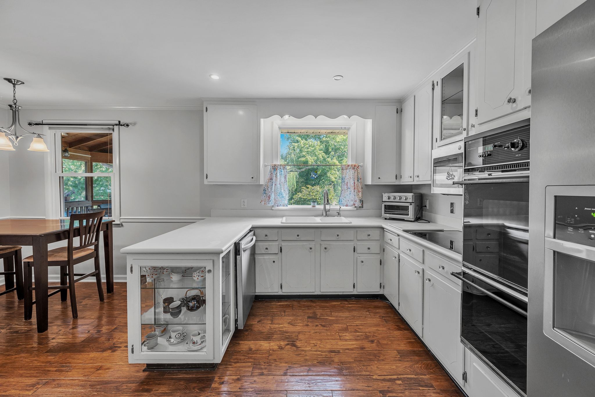 Image 6 of 26 For 2115 39th Drive
