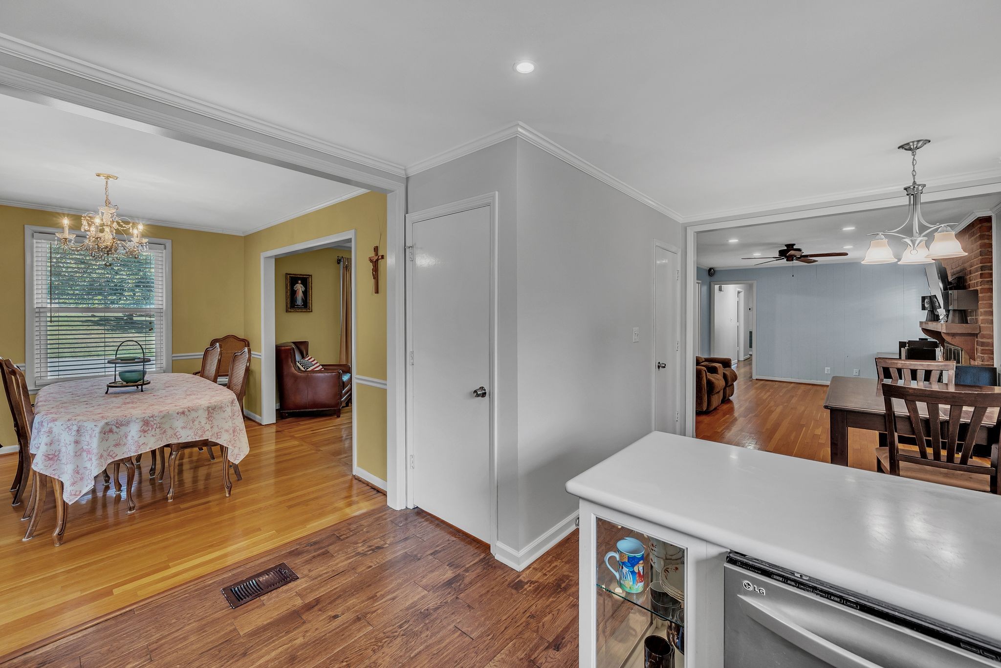 Image 8 of 26 For 2115 39th Drive